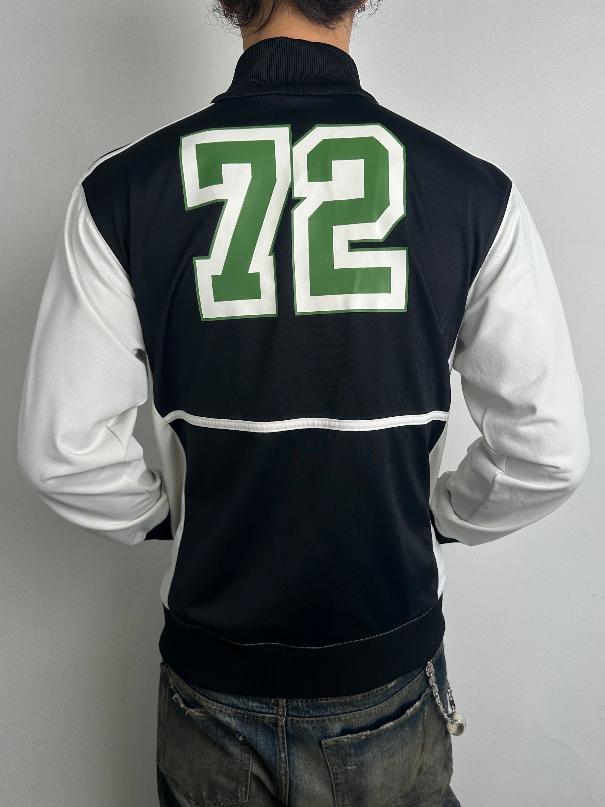 Tragebild von Vintage Nike Track Jacket von hinten 