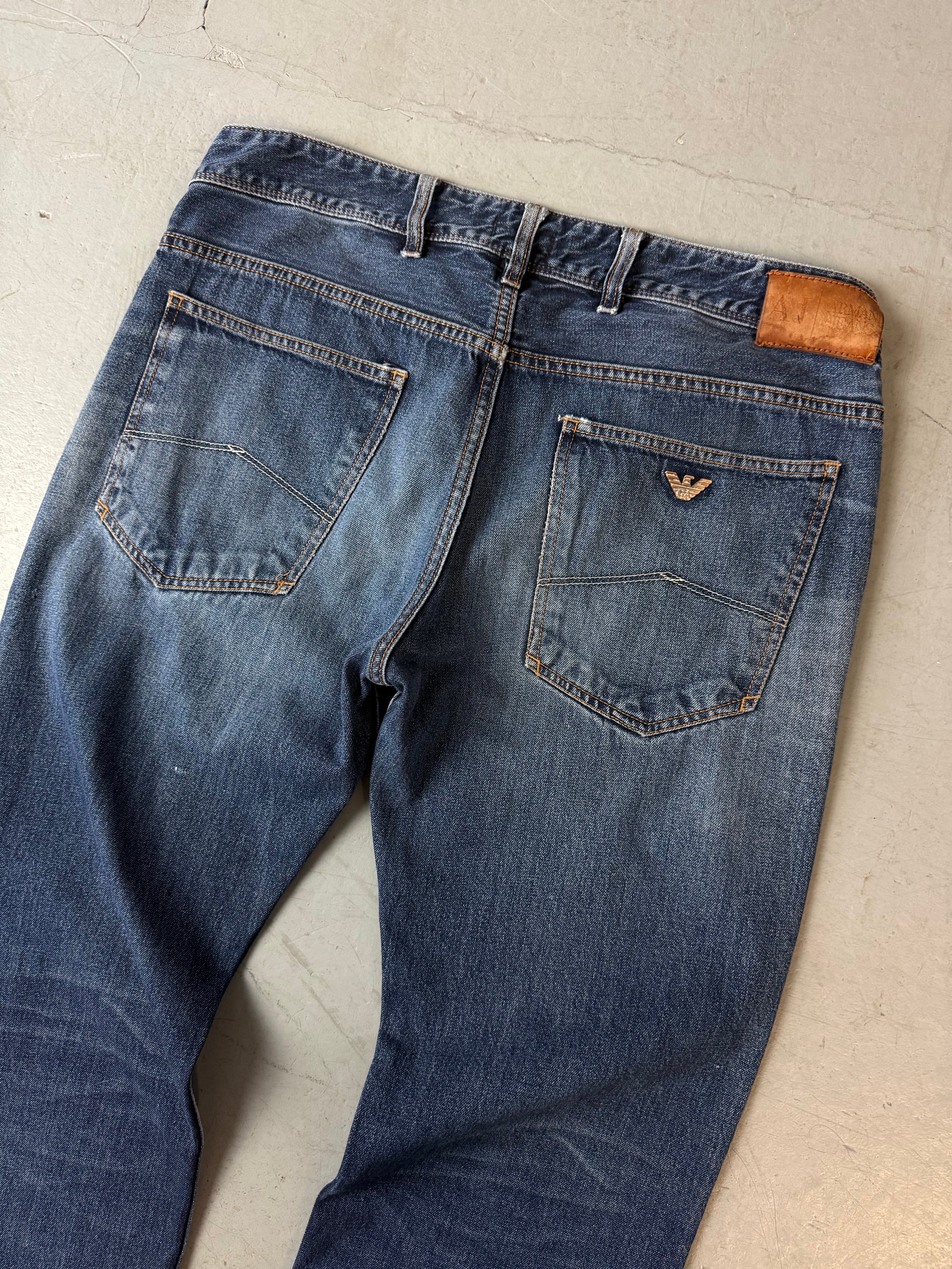 Vintage Armani Jeans Baggy Straight Leg Denim für Herren. Y2K Second Hand 2000s Fashion