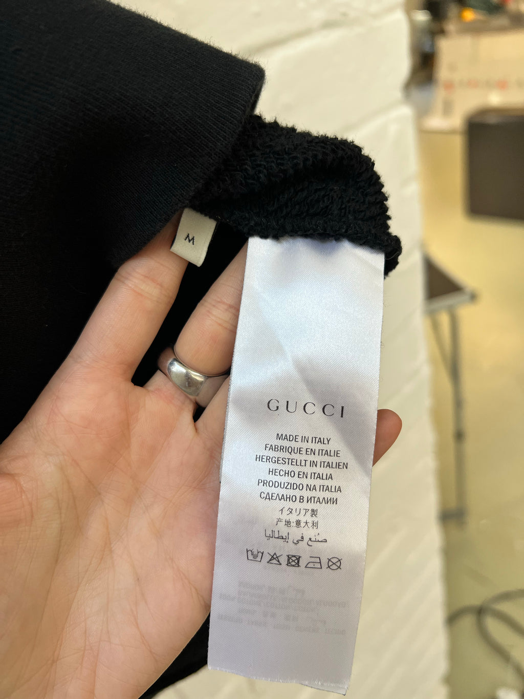 Gucci SEGA Hoodie (M) Vintage Gucci x Sega Printed Hoodie für Herren Still Thrifting Vintage Shop