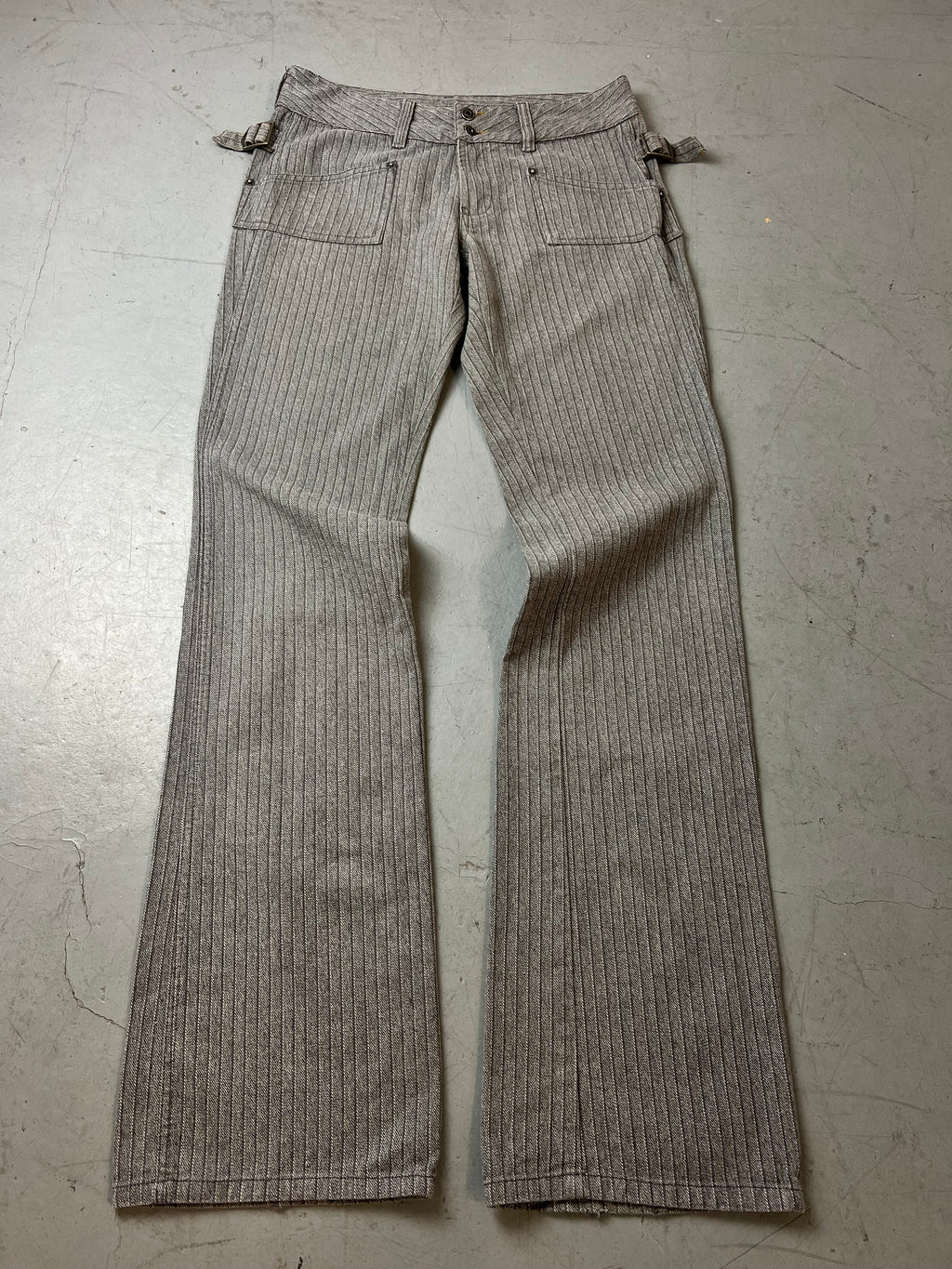 Vintage Diesel Grey Striped Pants für Damen. Y2K Second Hand 2000s Fashion