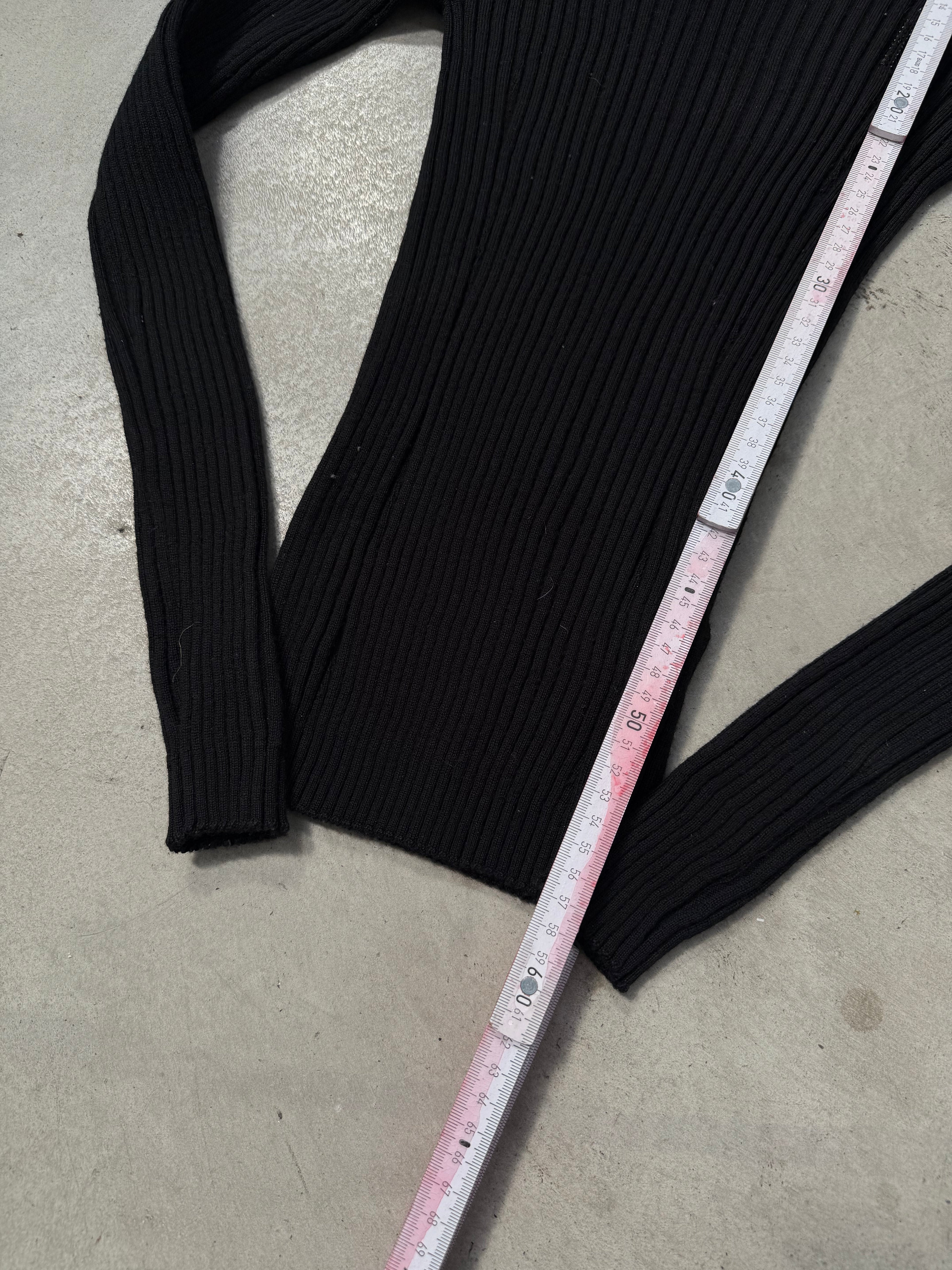 Vintage Armani Jeans Slim Fit Black Sweater Für Damen. Y2K Second Hand 2000s Fashion 