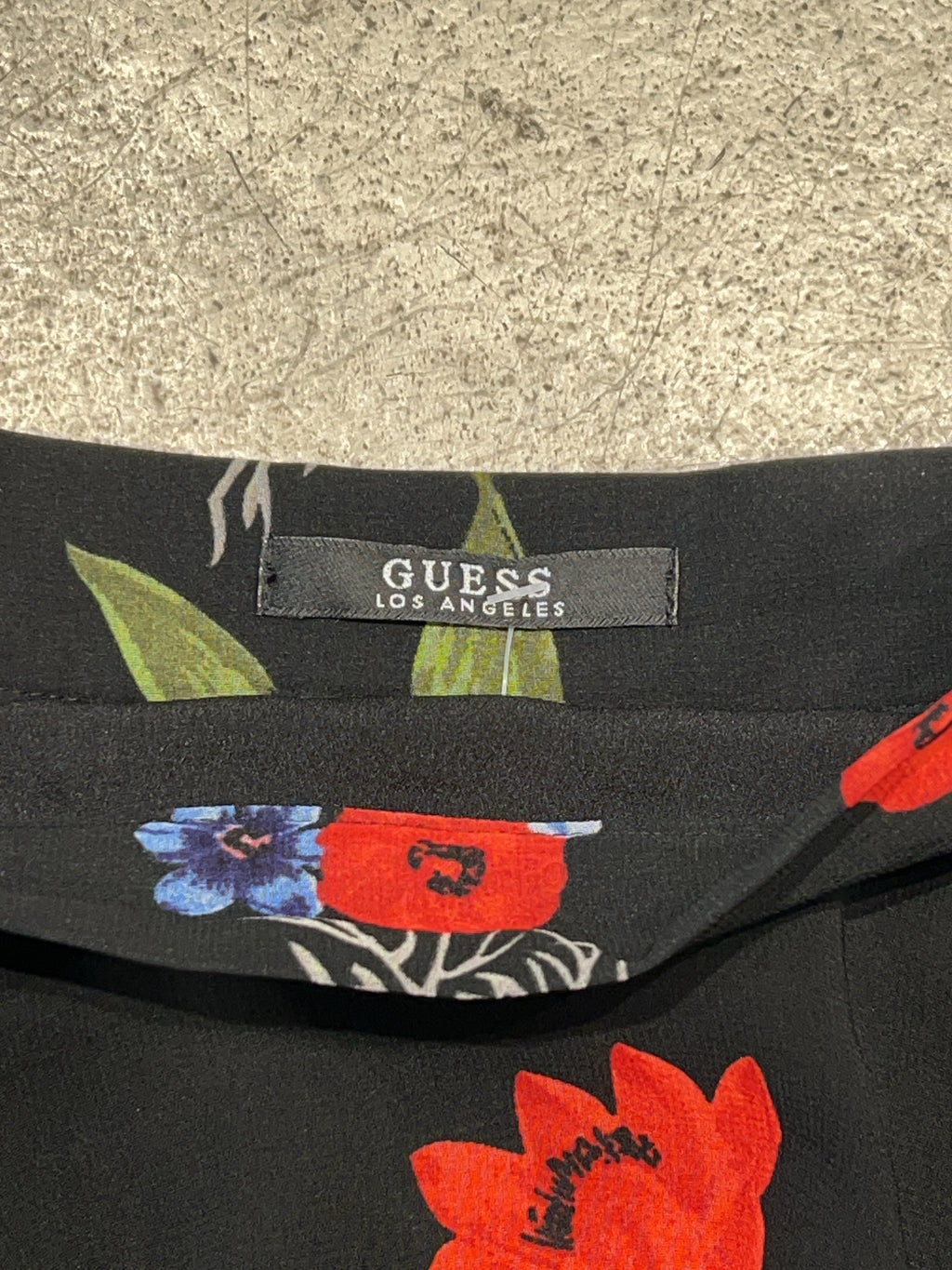 Vintage Guess Rock (S)