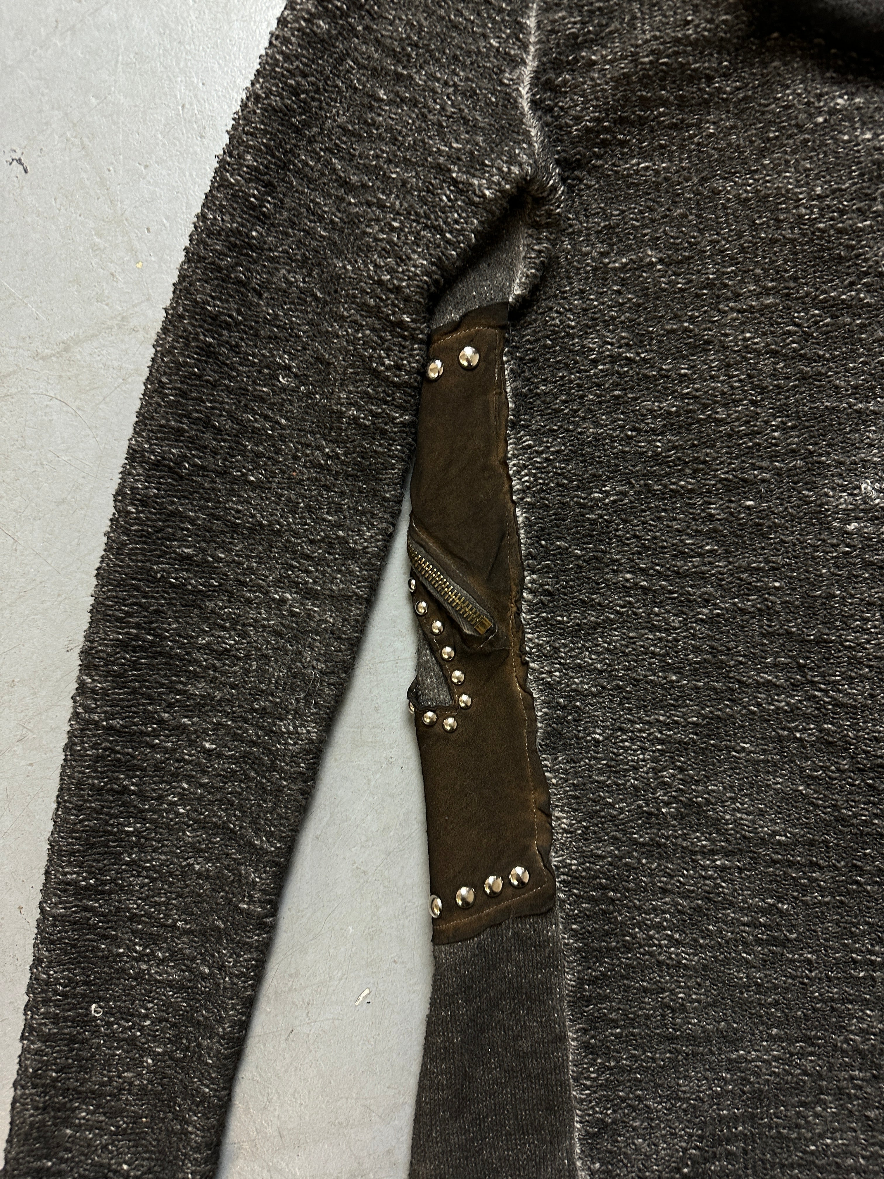 Detailliertes Produktbild von Vintage Sexy Woman Hooded Cardigan M/L von hinten