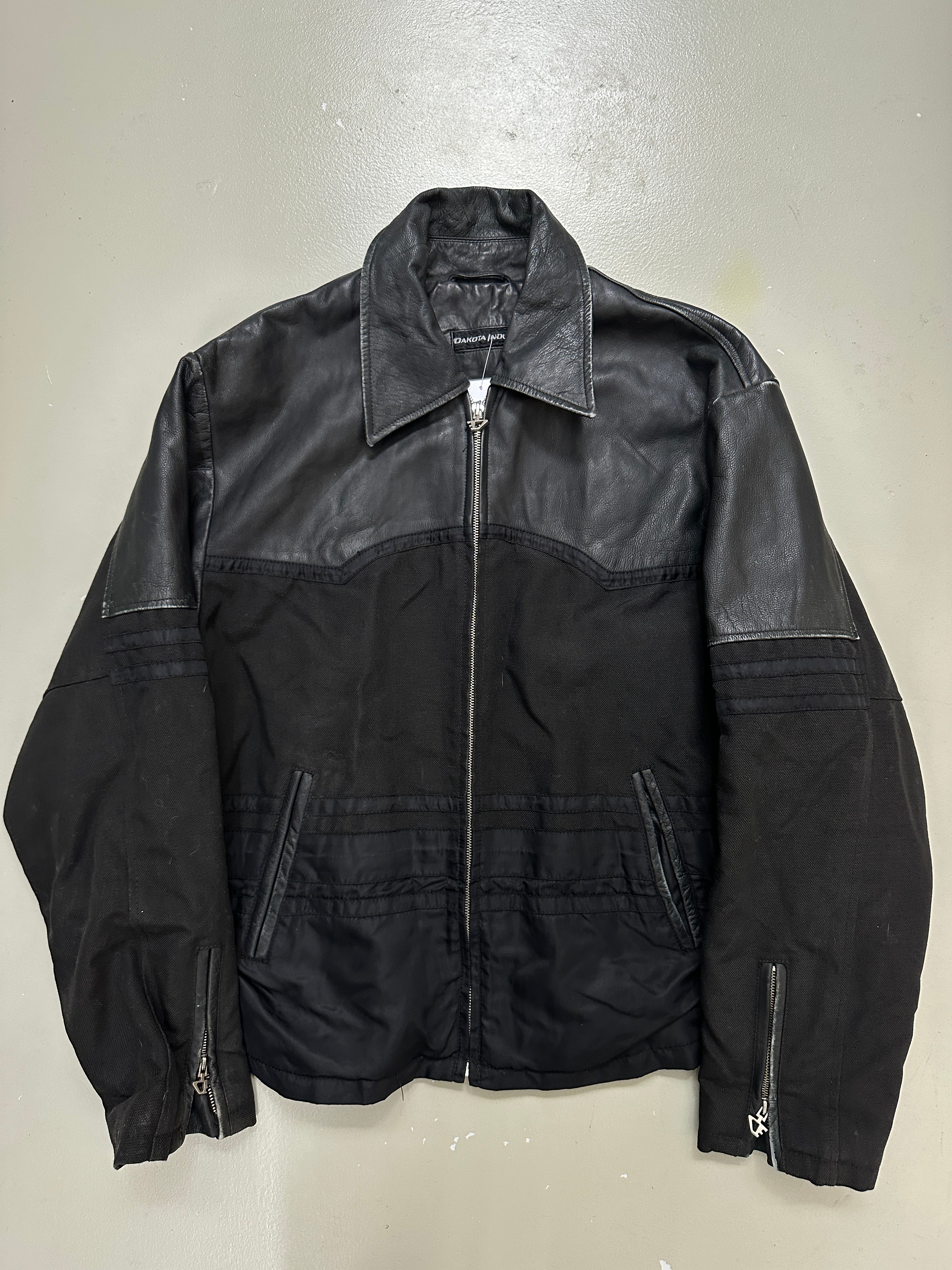 Vintage Dakota Hybrid Leather Jacket für Herren. Y2K Second Hand 2000s Fashion 