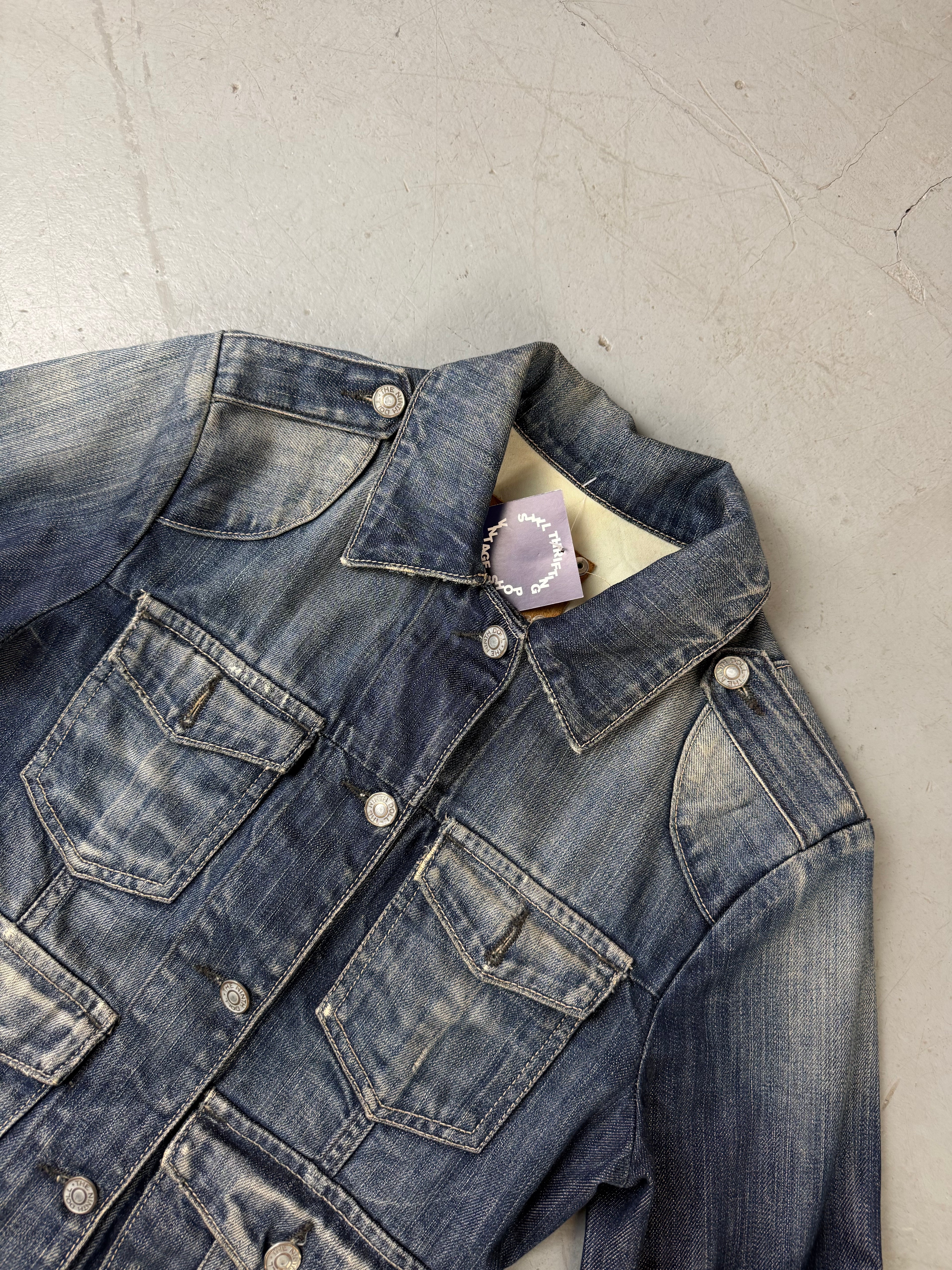Vintage The Ninth Denim Jacket für Damen. Y2K Second Hand 2000s Fashion