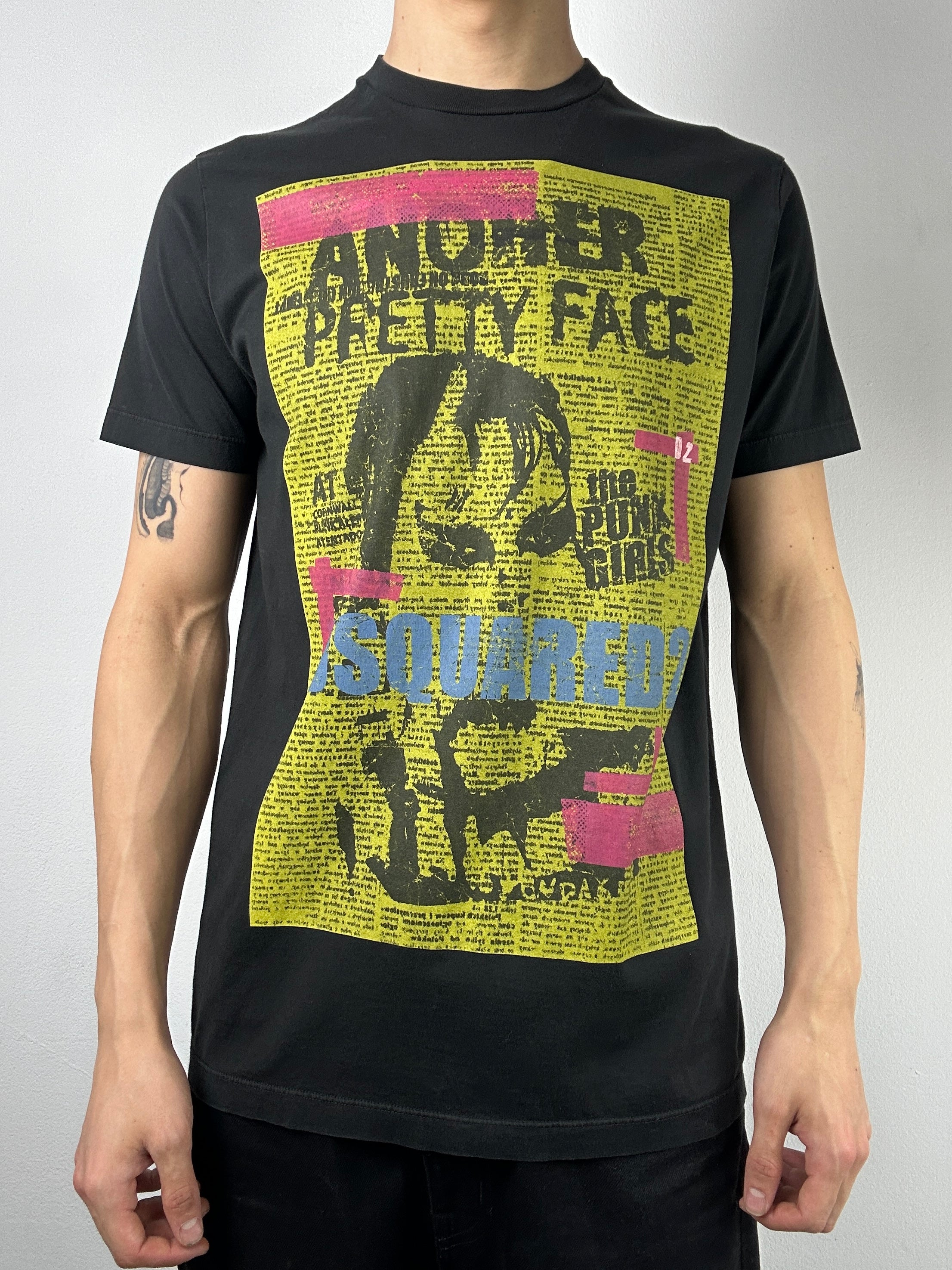 Vintage Dsquared2 Another Pretty Face Printed T-Shirt mit buntem Print für Herren. Y2K Second Hand 2000s Fashion