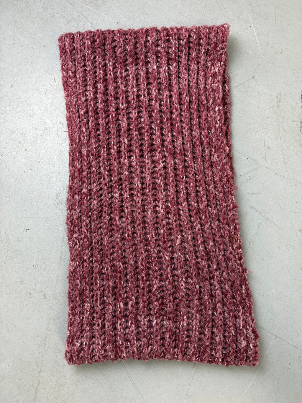 Vintage Purple Knit Loop Scarf Unisex. Y2K Second Hand 2000s Fashion