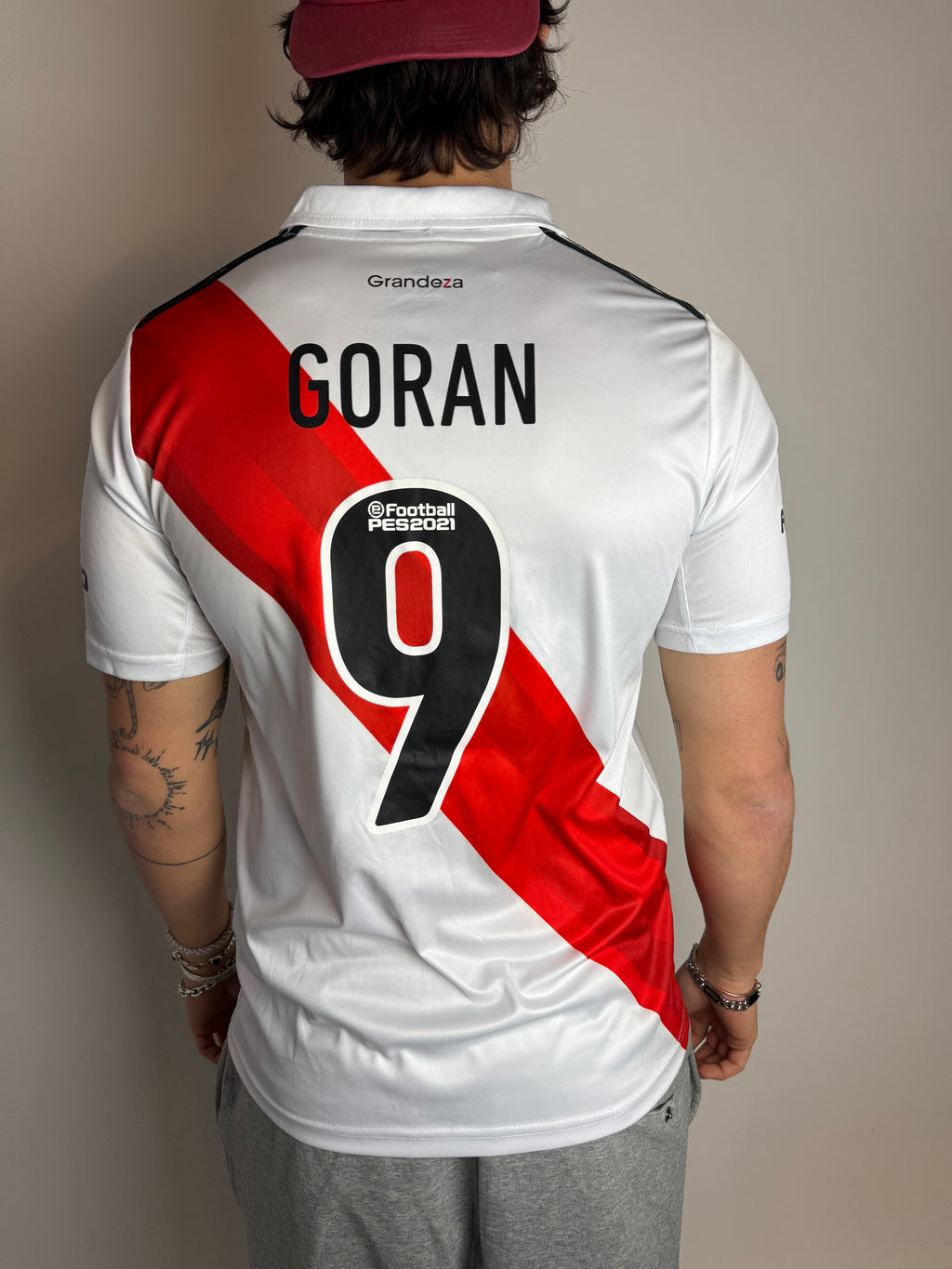 Adidas River Plate 22/23 Fußballtrikot für Herren. Vintage Y2K Second Hand Fashion 