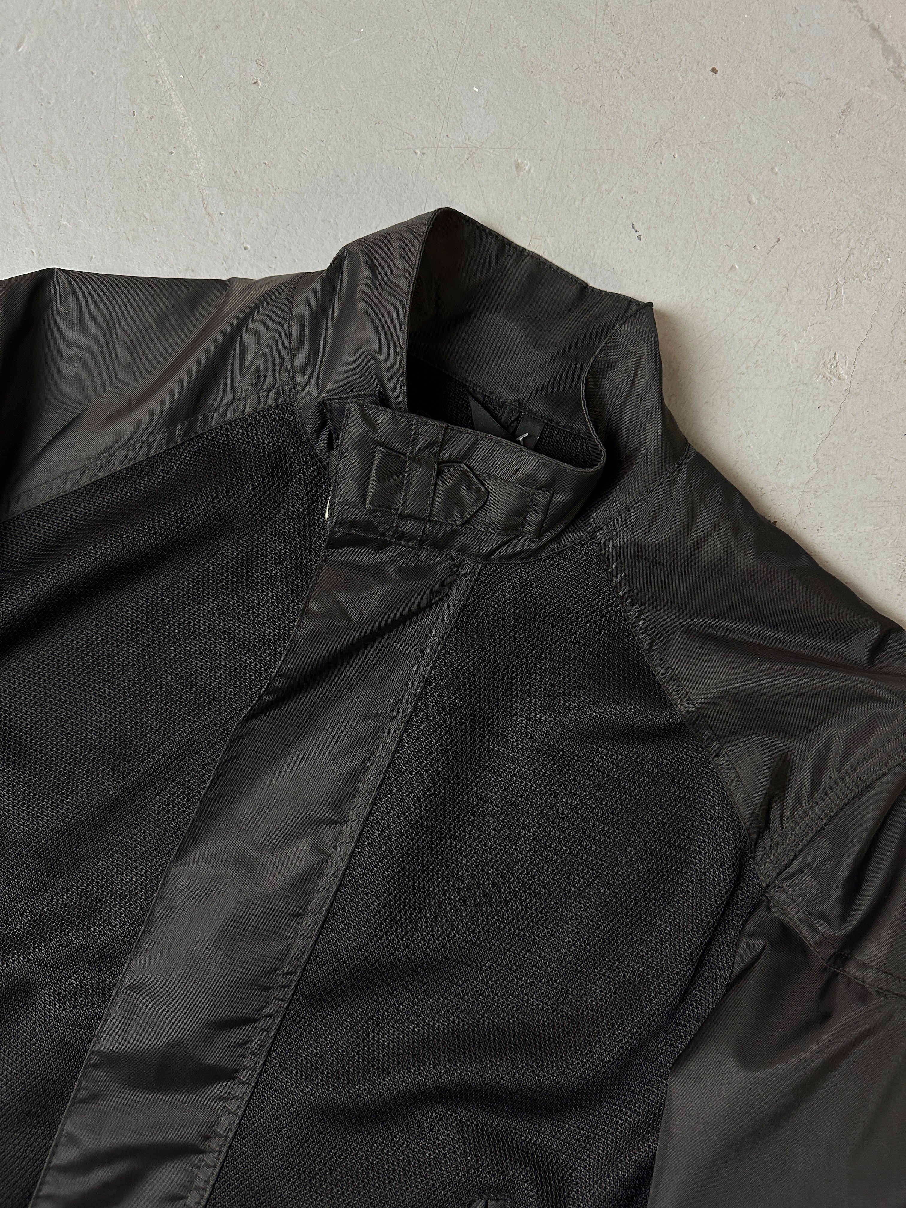 Detailliertes Produktbild von Vintage Black Belstaff Jacket M/L von vorne 