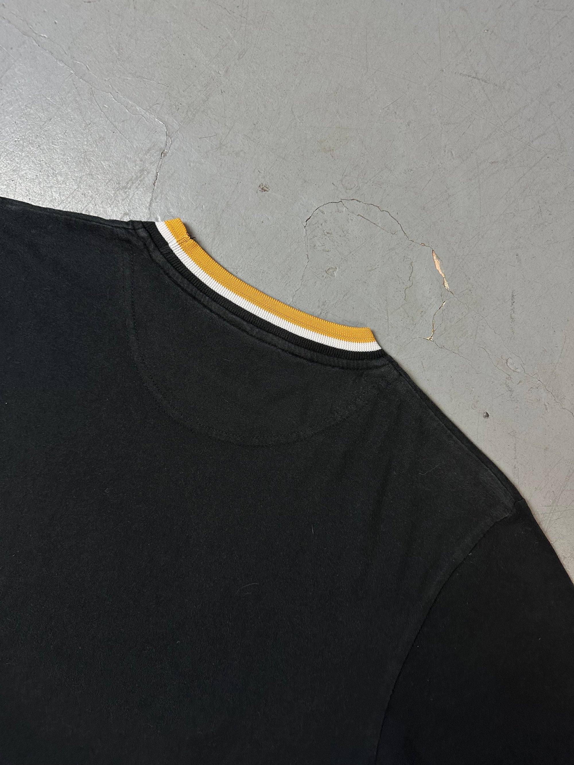 Vintage Fishbone Black and Yellow Skater Tee M