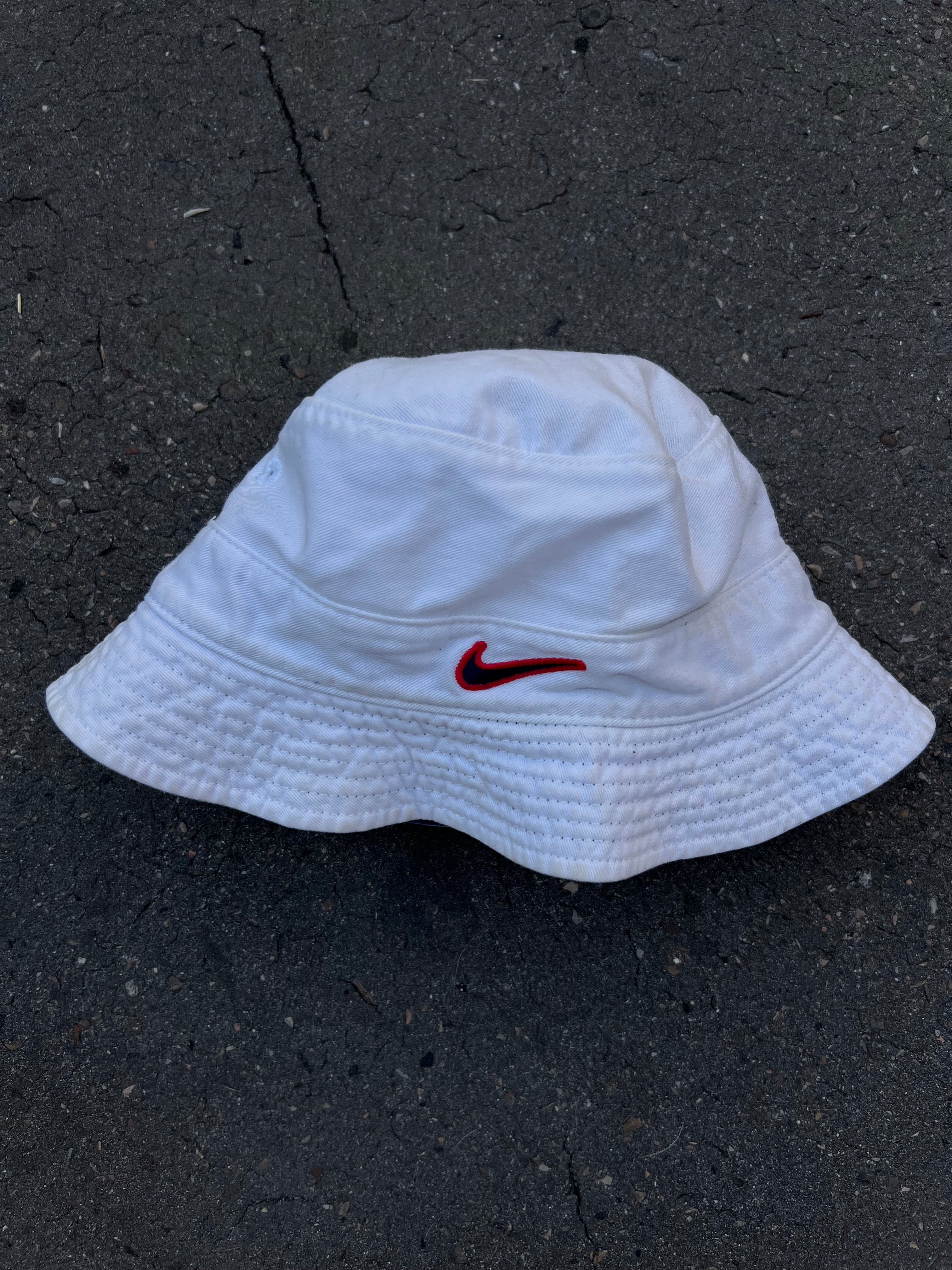 Vintage Nike White Bucket Hat