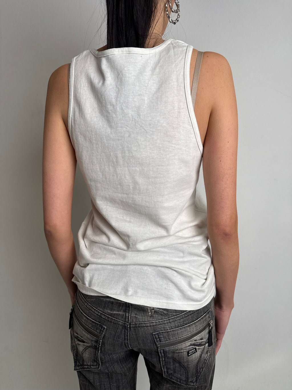 Tragebild von Vintage Miami Beach Printed White Tank Top M/L von hinten