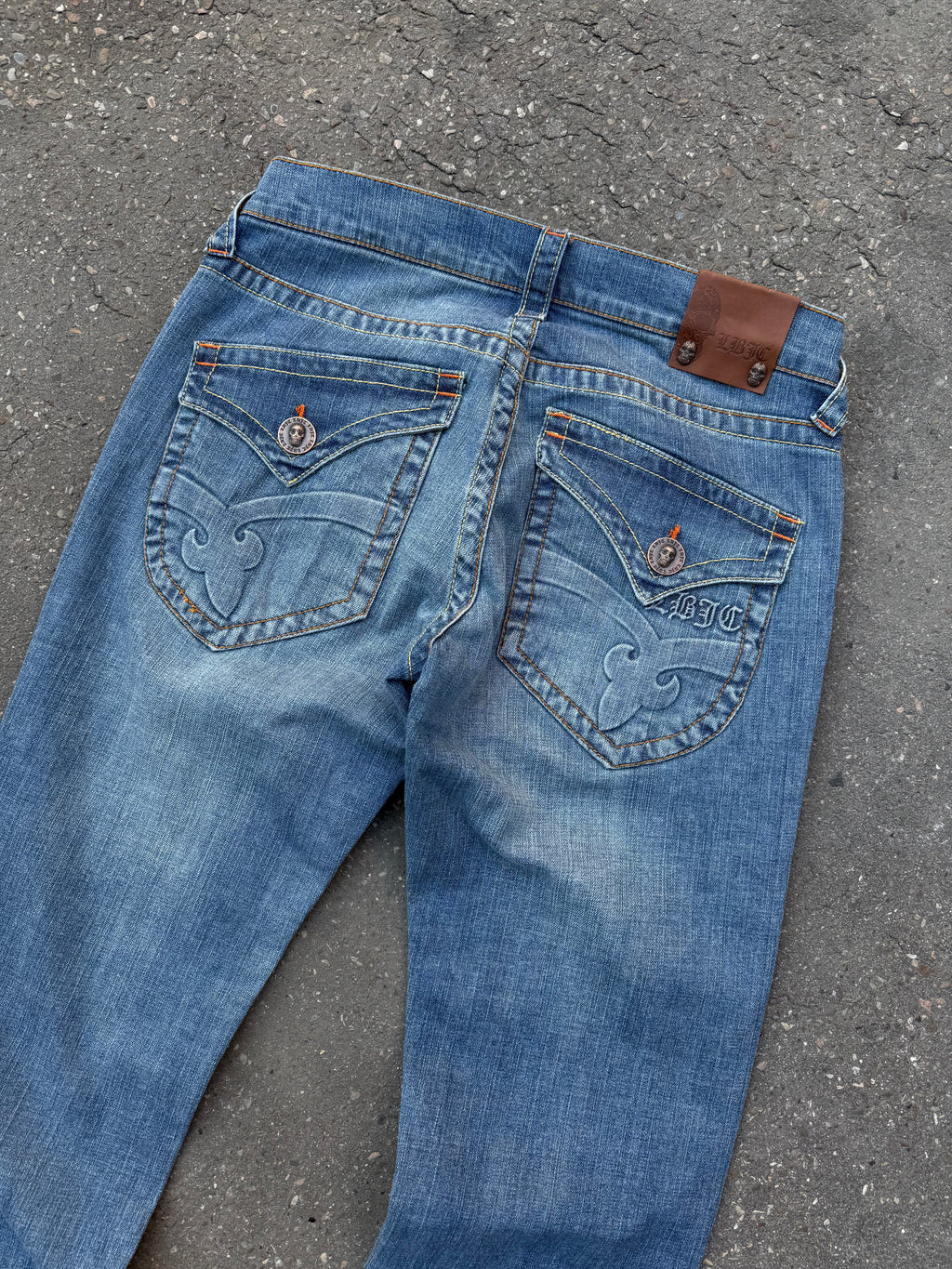 Y2K Laguna Beach „New Crystal Cove“ Mid Waist Denim für Damen. Y2K 2000s Fashion