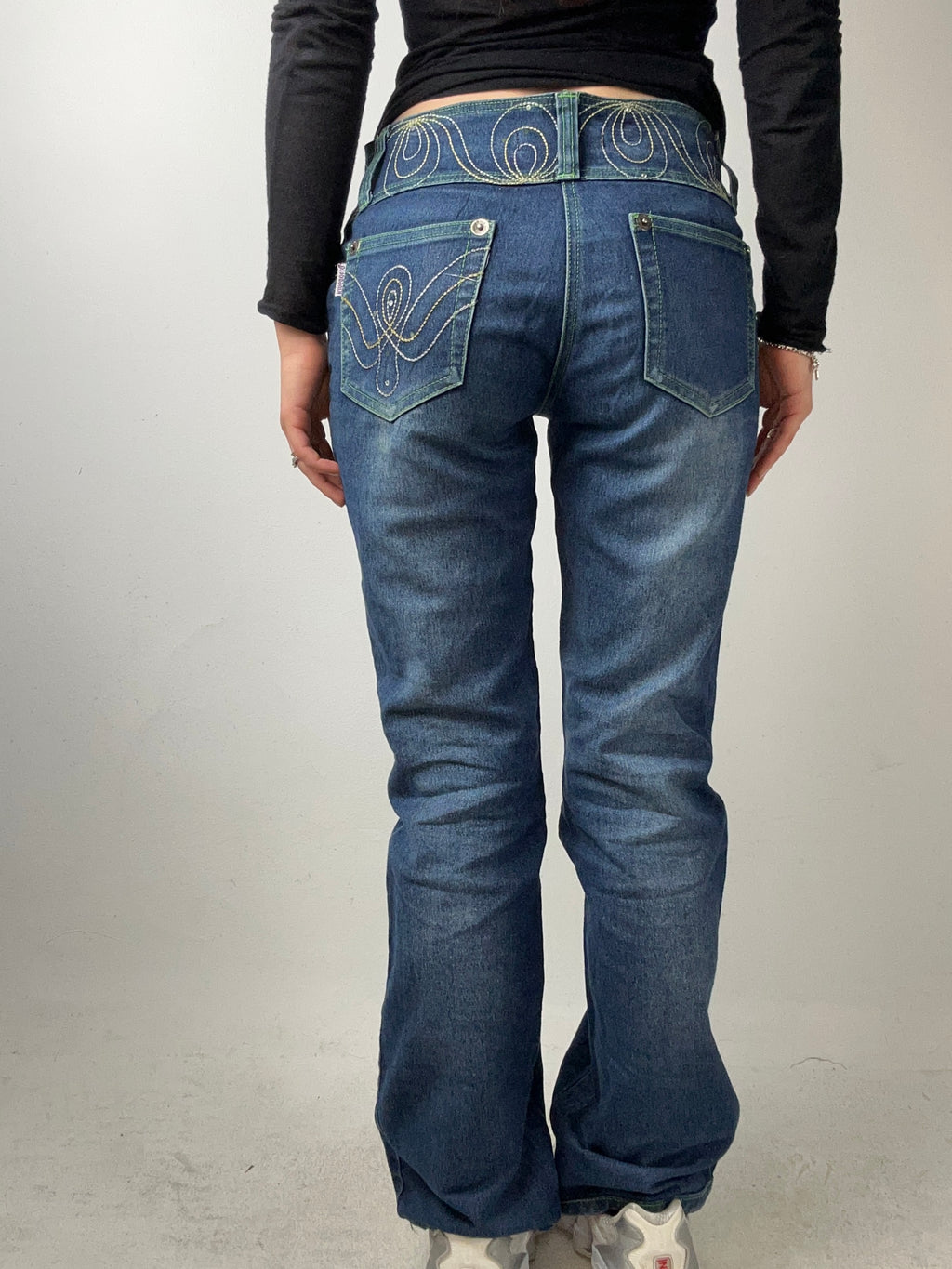 Vintage Bootcut Jeans with Colorful Stitching XS/S