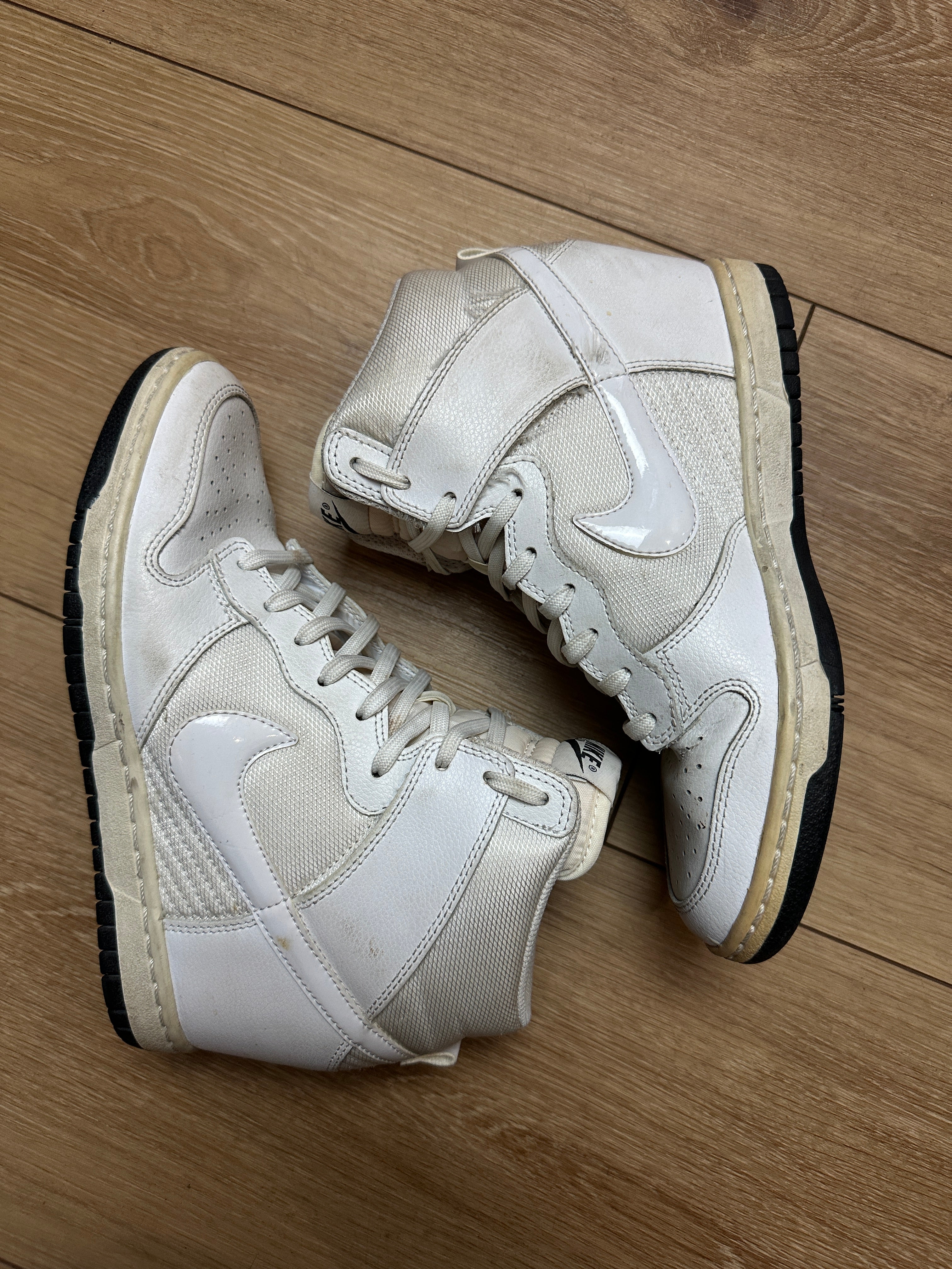 Produktbild von Vintage Nike Sky High Dunks von der Seite