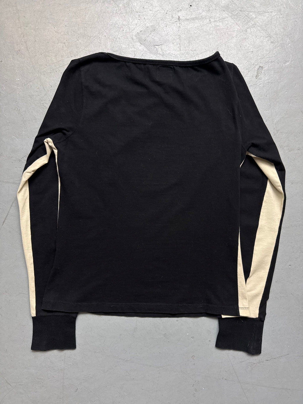 Vintage Black/White Datch Printed Top for women. Y2K Second Hand 2000s Fashion 