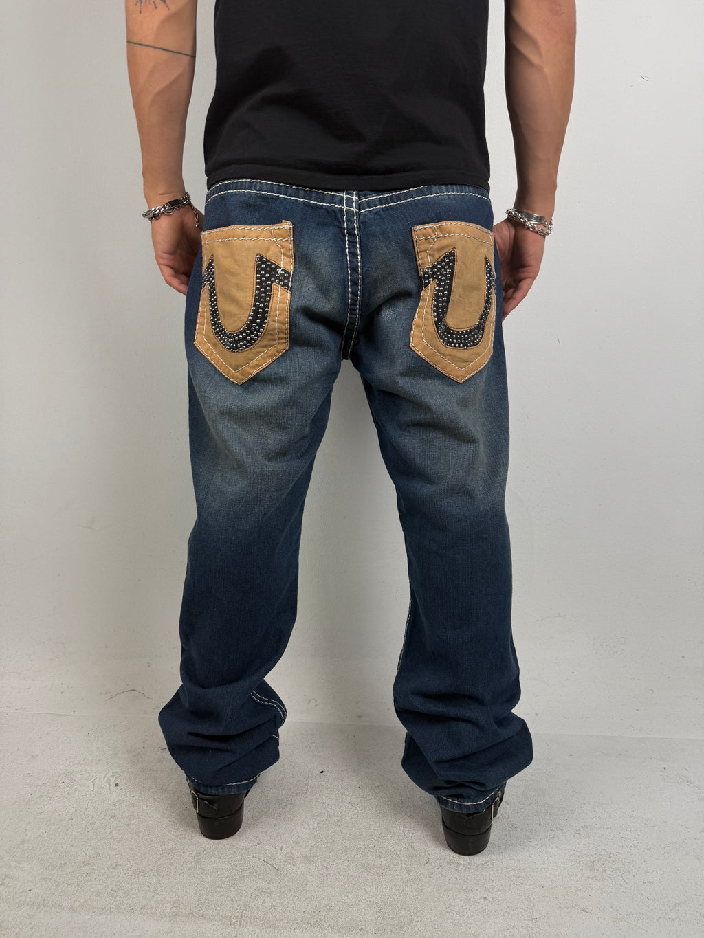 Vintage True Religion Baggy Denim with Beige/Brown Pockets XL