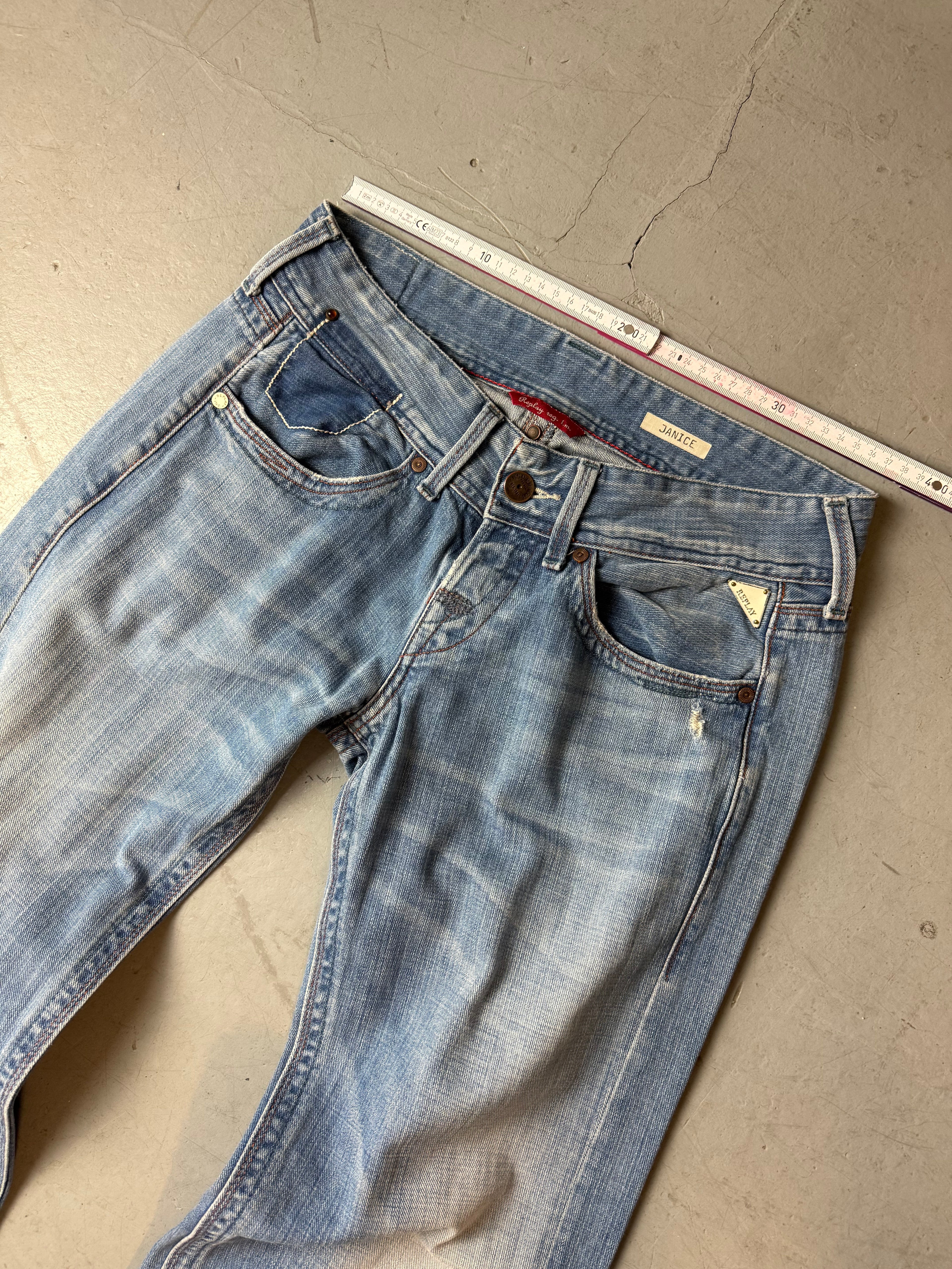 Vintage Replay Janice Low Waist Bootcut Jeans. Y2K Second Hand 2000s Fashion