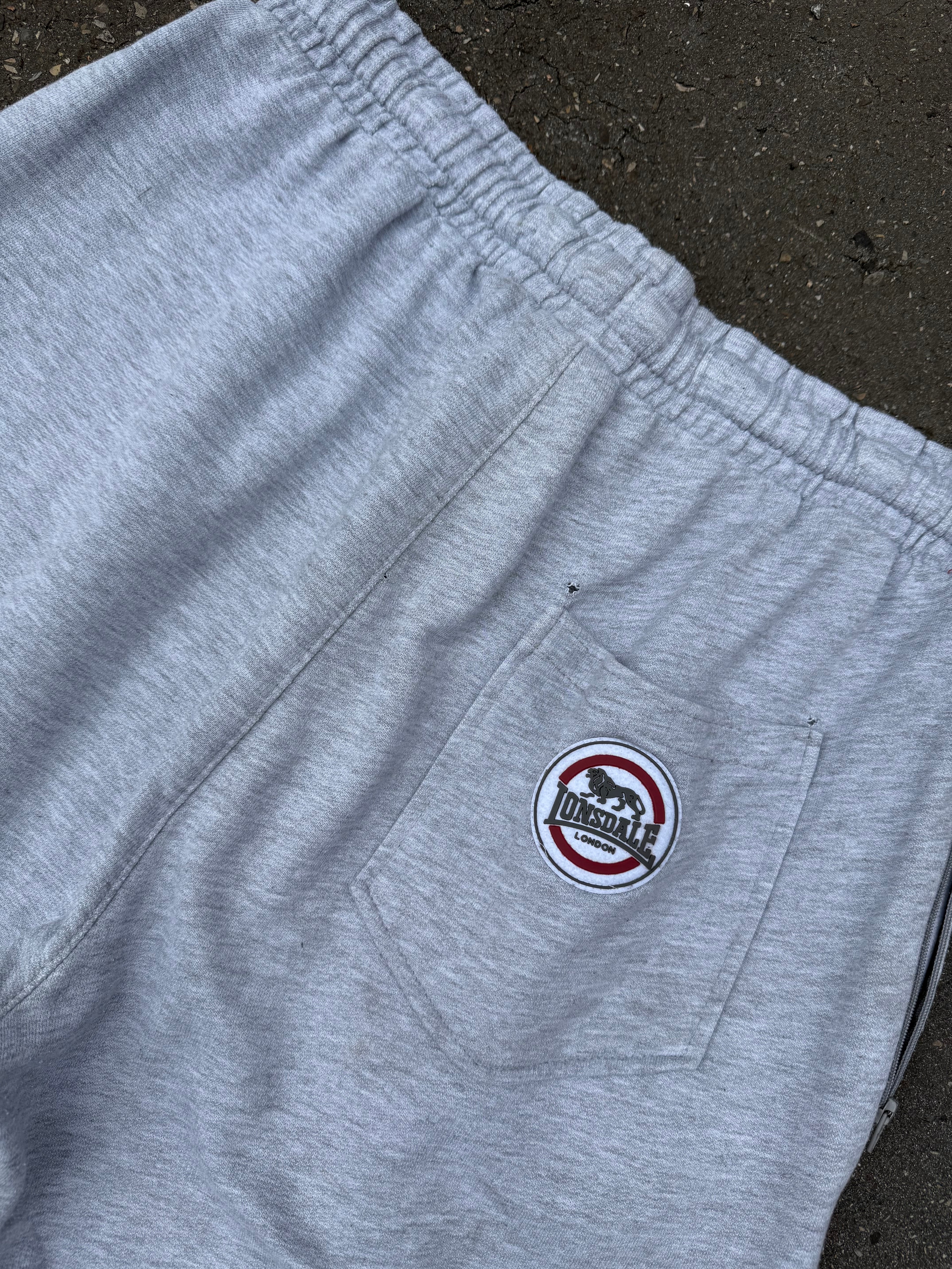 Vintage Lonsdale Grey Jogger Shorts M