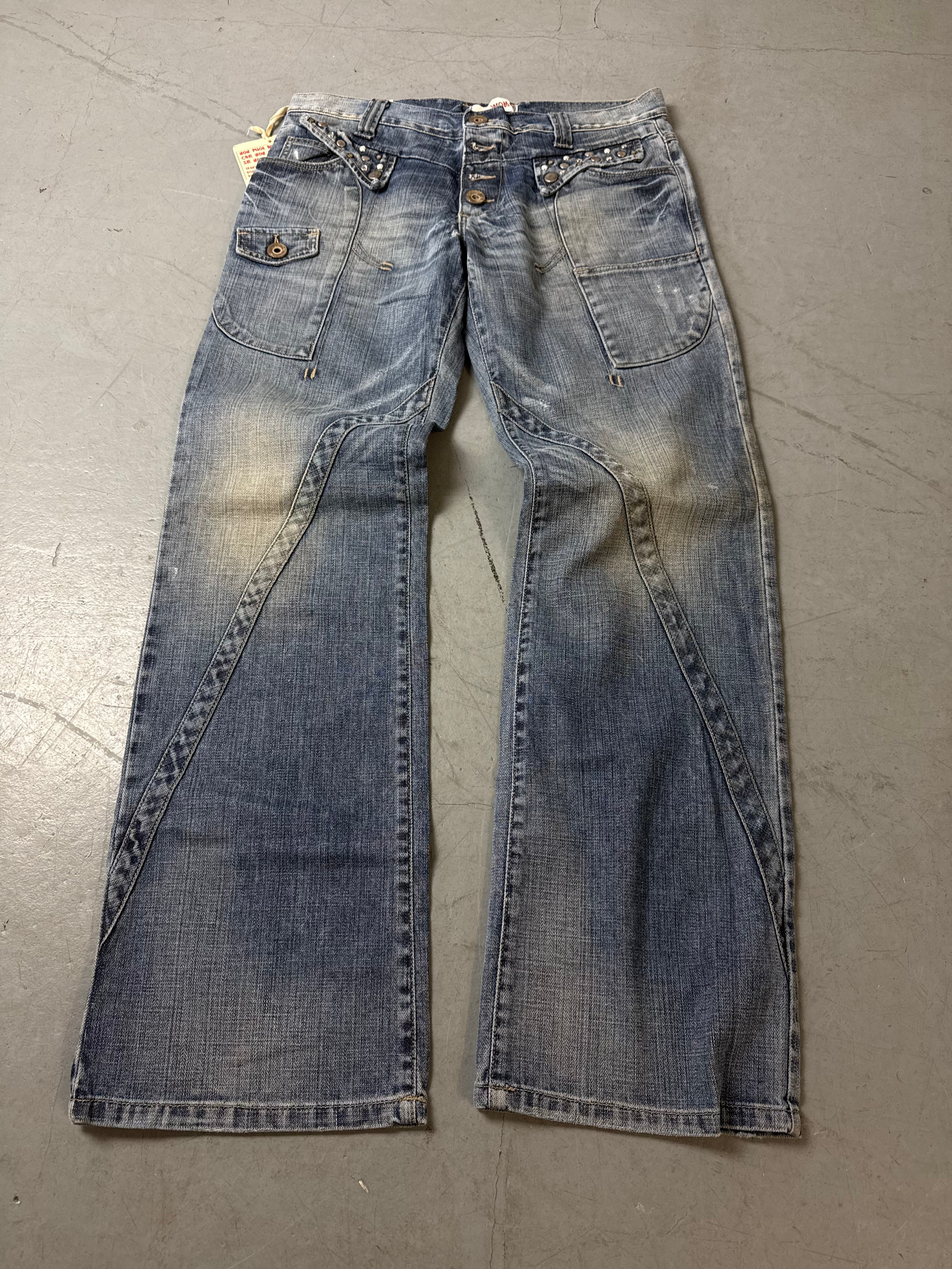 Productbild von Vintage Sexy Woman Mid Waist Denim M von vorne 