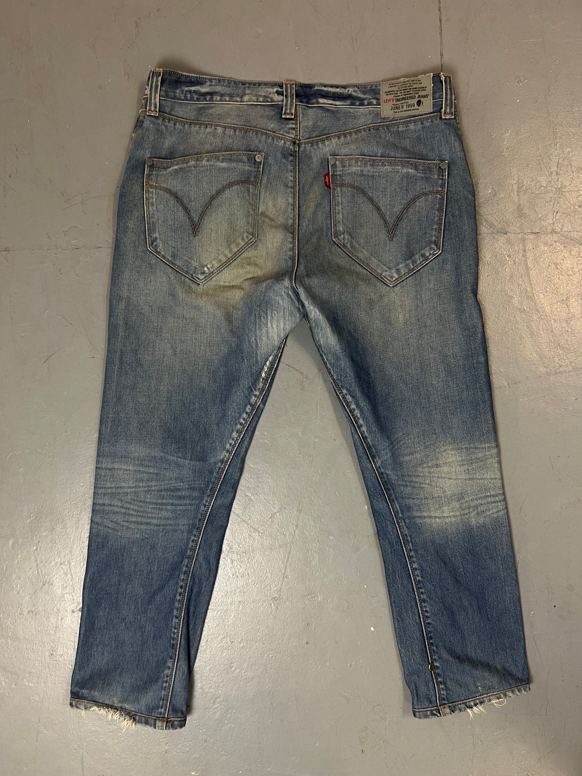 Vintage Blue Levis Engineered Denim L/XL