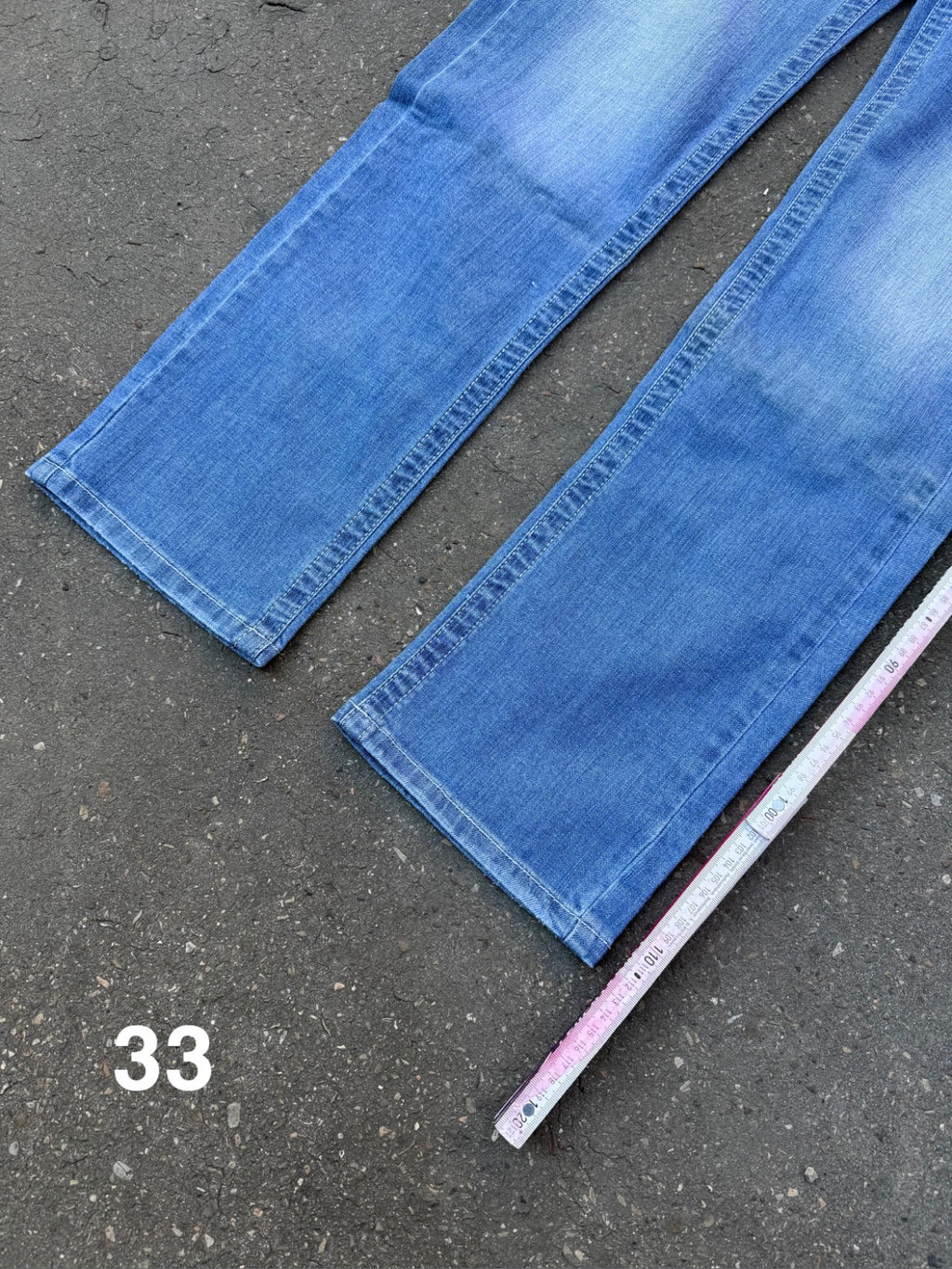 Y2K Laguna Beach „Huntington Beach“ Light Blue Mid Waist Denim für Damen. Y2K 2000s Fashion