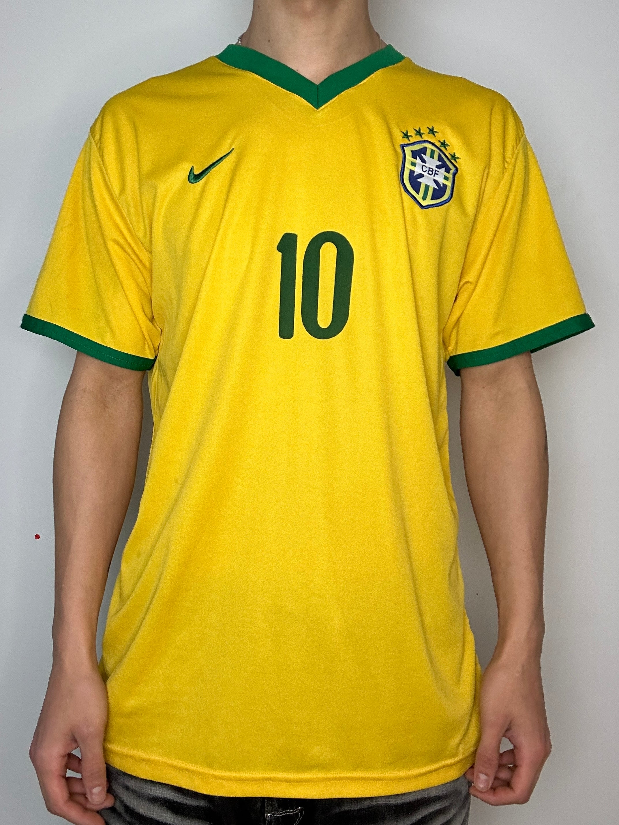 Vintage Nike Brazil 06/08 Home Jersey Neymar Jr L