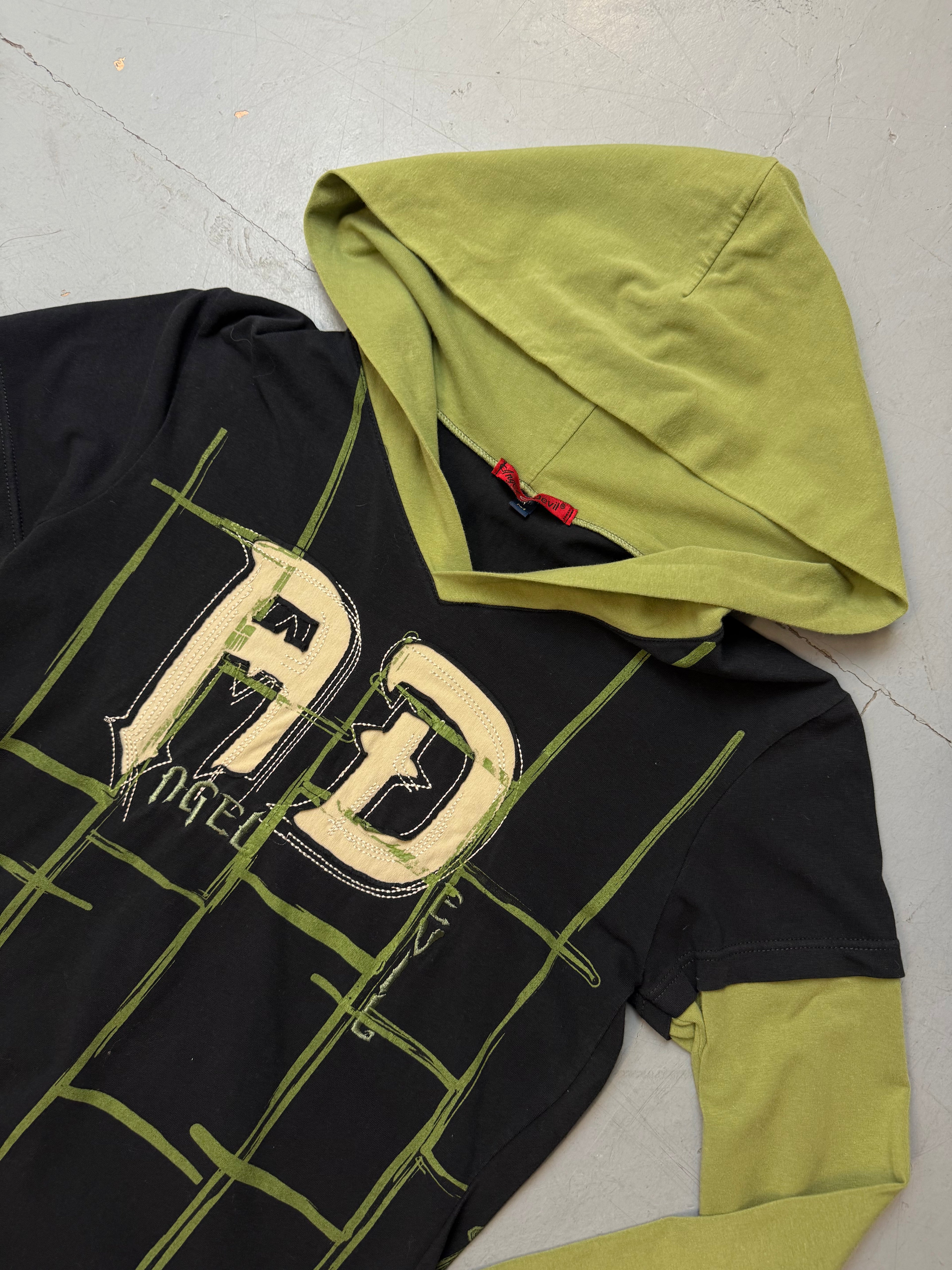 Vintage Angel Devil Black and Green Hooded Longsleeve für Damen. Y2K Second Hand 2000s Fashion