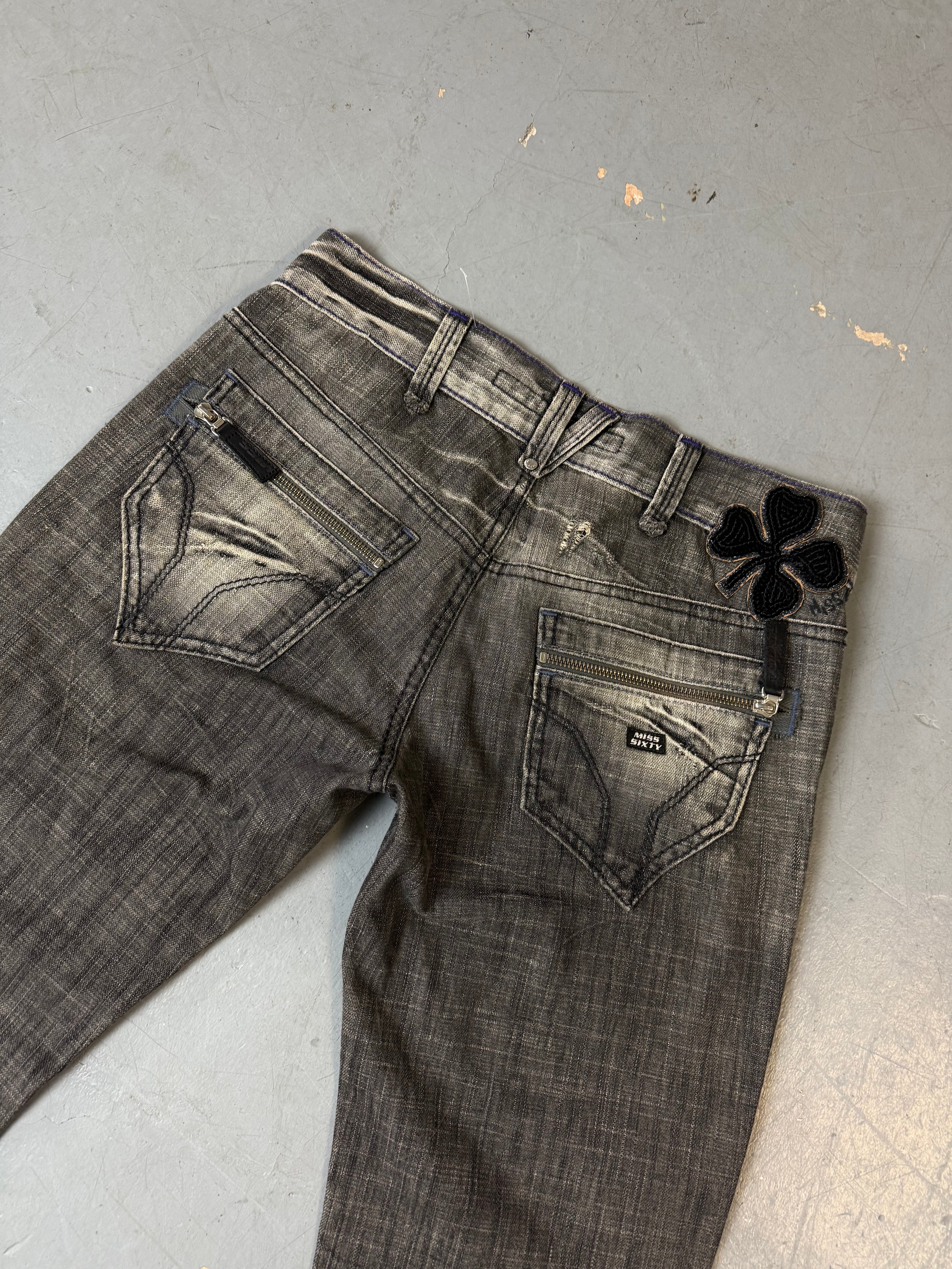 Graue low waist Y2K miss sixty bootcut jeans in M