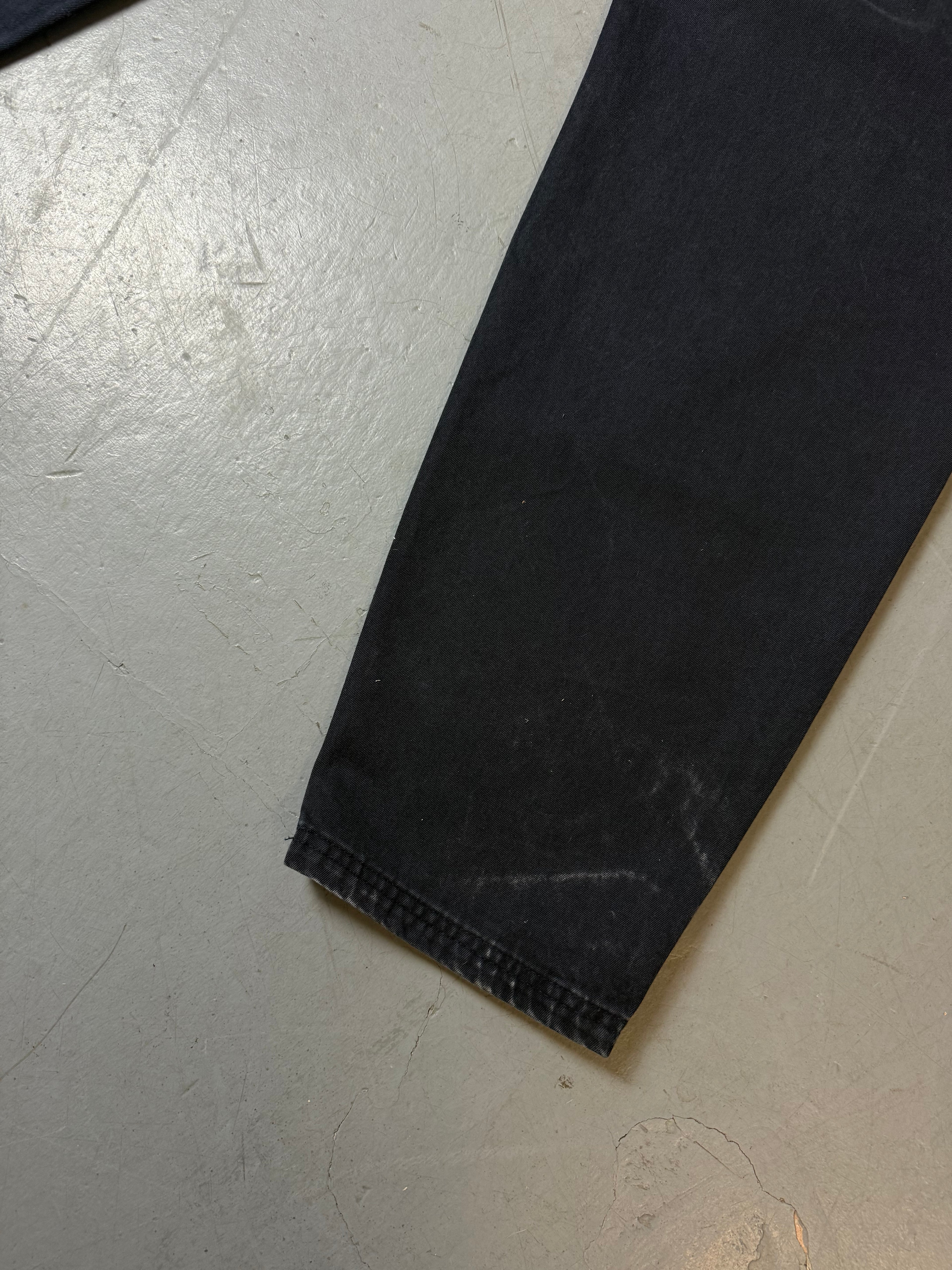Detailbild von Vintage Diesel Saddler Super Baggy Black Jeans von Hosenbein