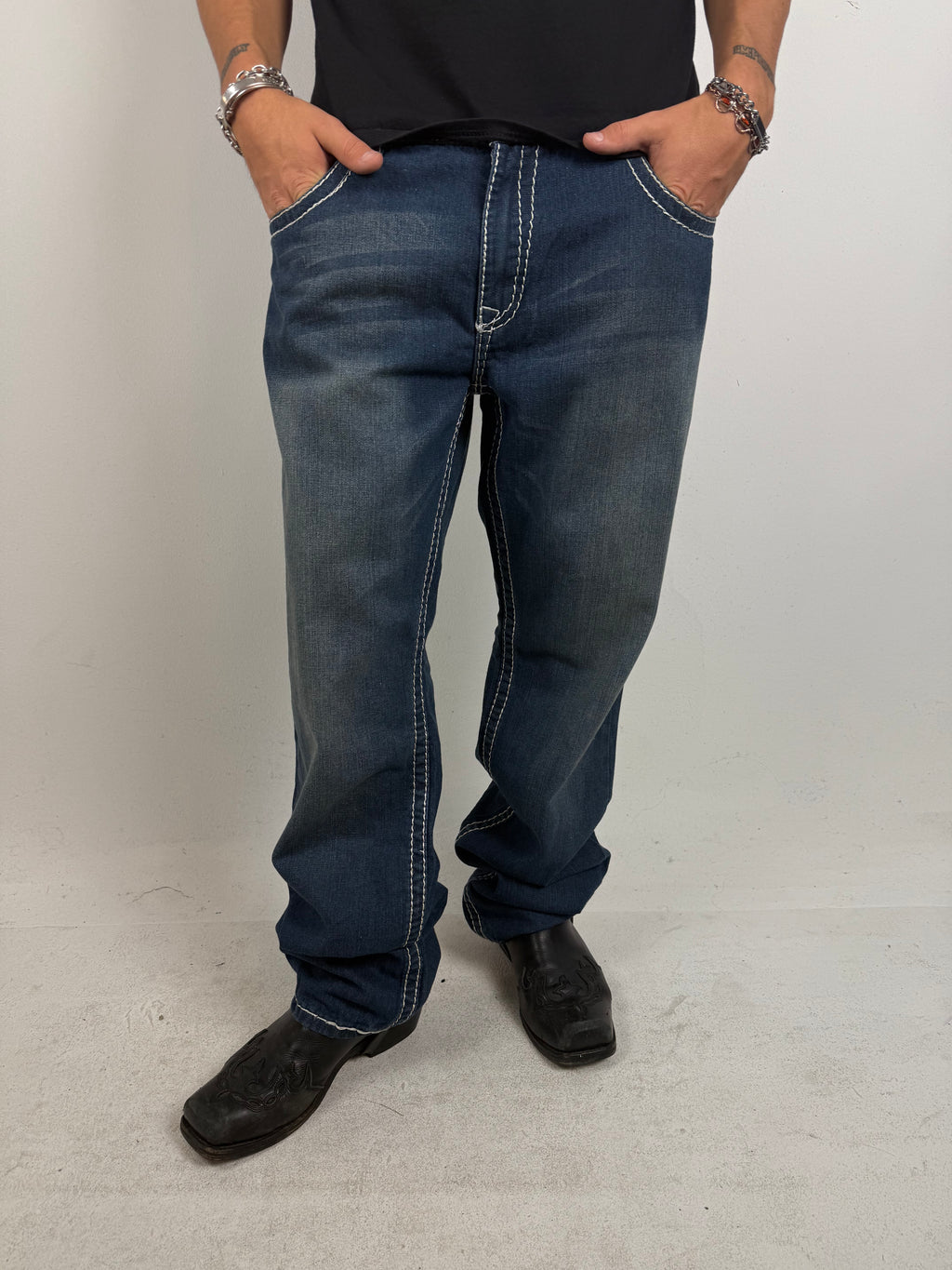 Vintage True Religion Baggy Denim with Beige/Brown Pockets XL