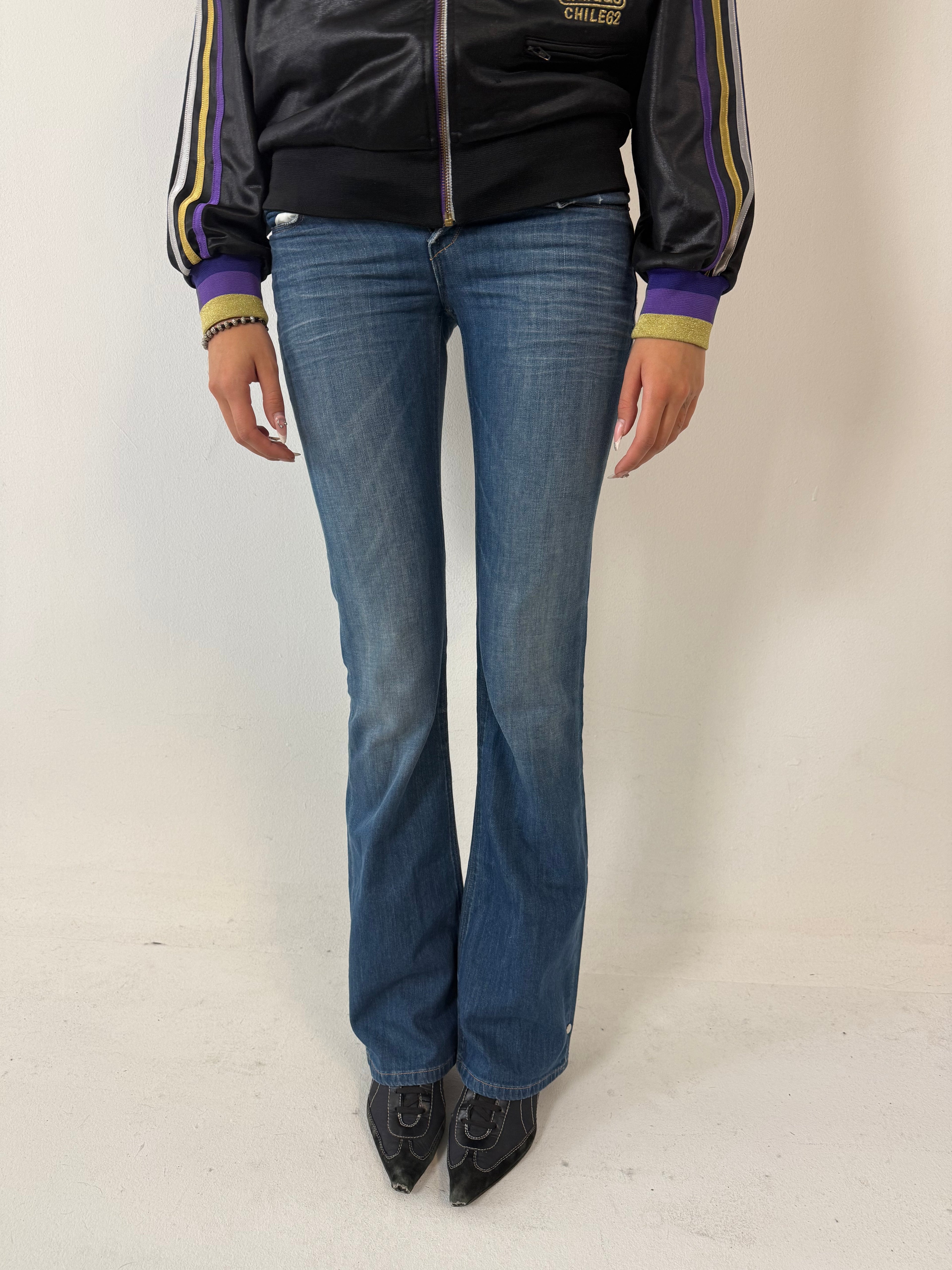 Vintage Levi’s 572 Blue Denim Bootcut Jeans XS