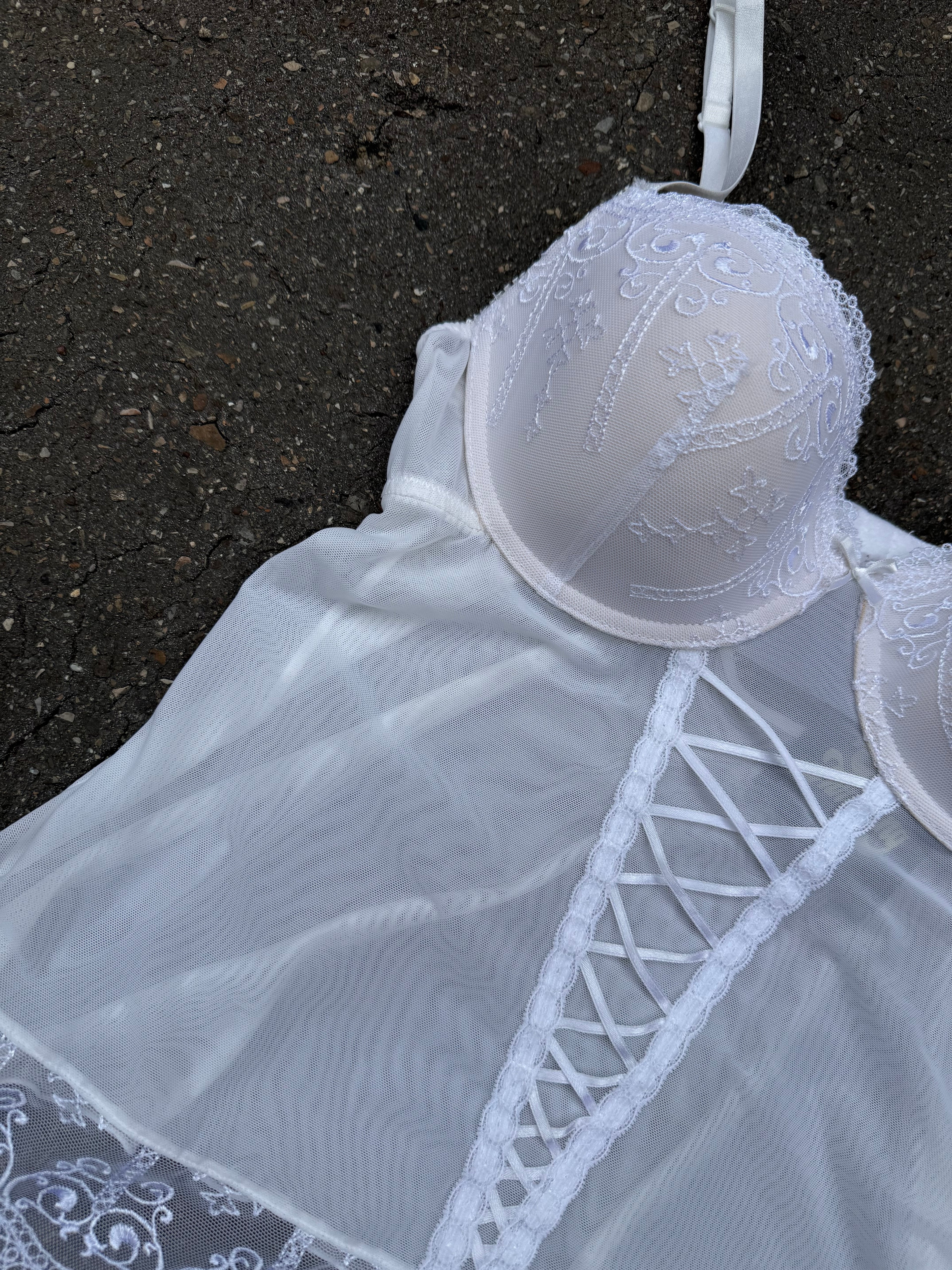 Vintage White Corsett Mesh Top M