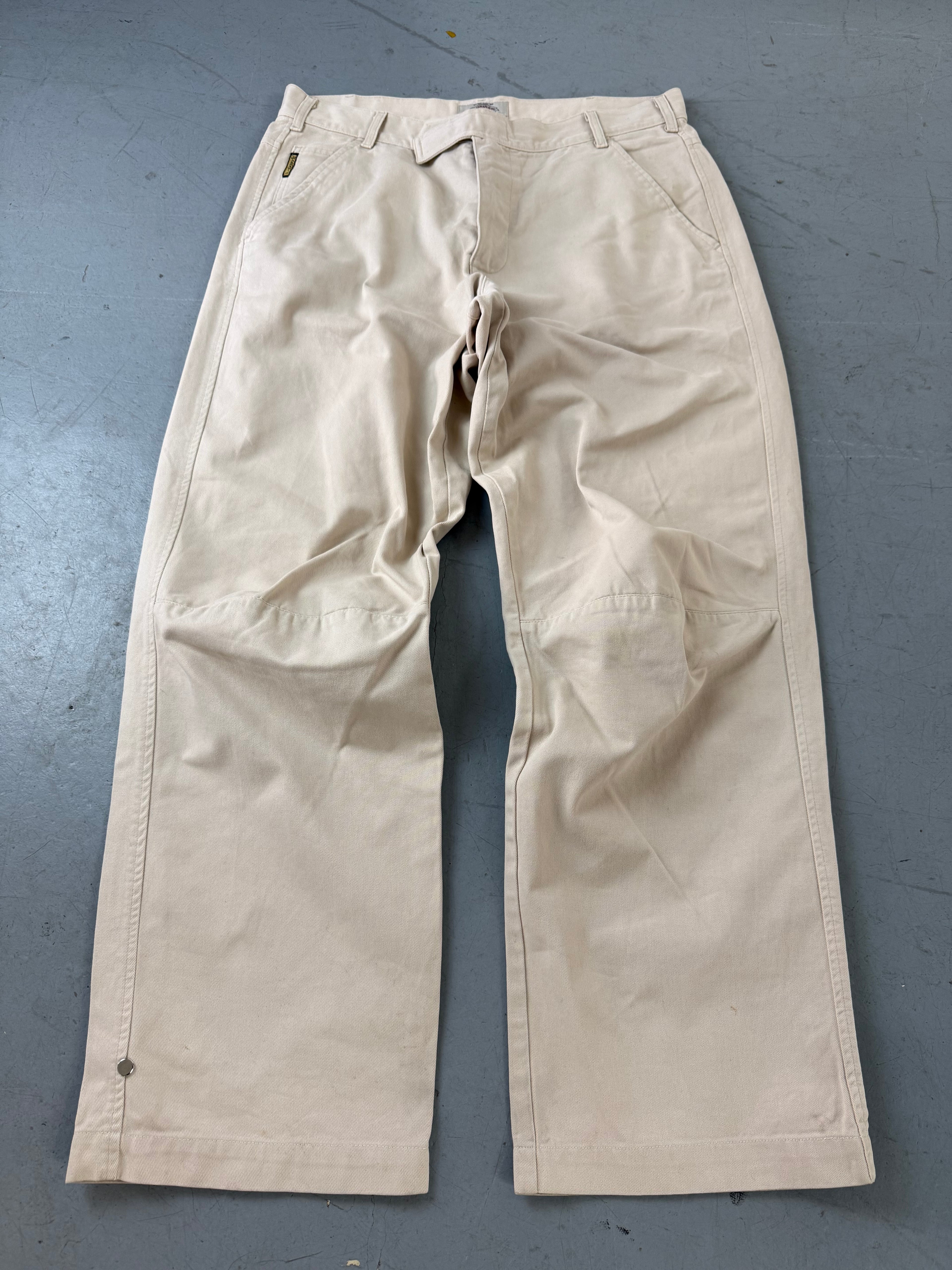 Vintage Armani Jeans Beige Straight Leg Pants für Herren. Y2K Second Hand 2000s Fashion