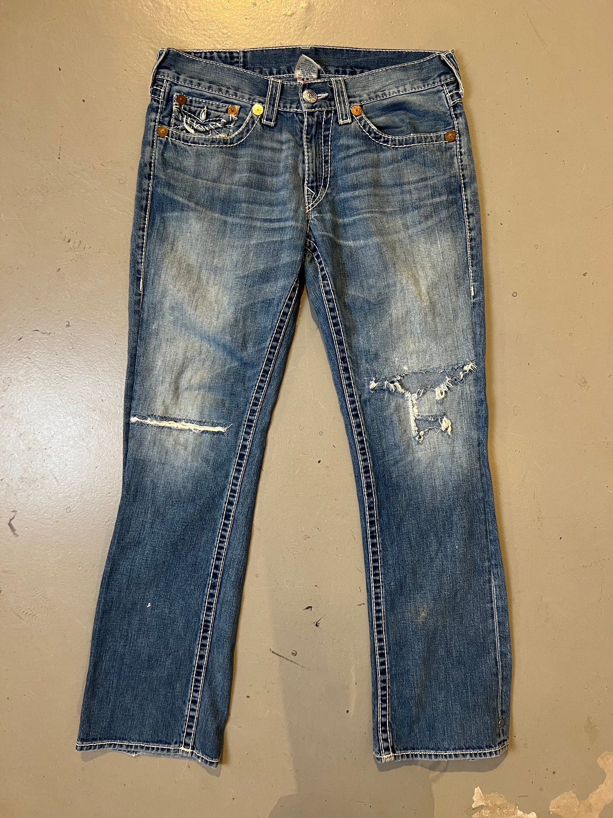 Vintage True Religion White Stiched Ripped Denim L/XL