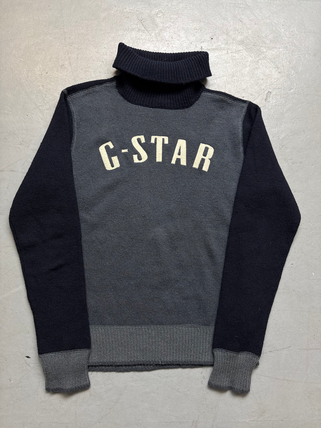 Vintage G-Star Turtleneck Sweater for boys. Y2K Second Hand 2000s Fashion 