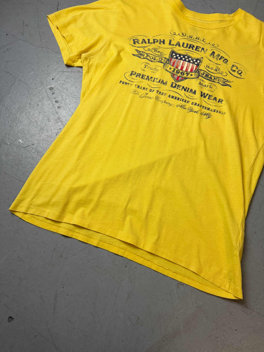 Detailbild von Vintage Ralph Lauren Yellow Printed Shirt M von vorne 