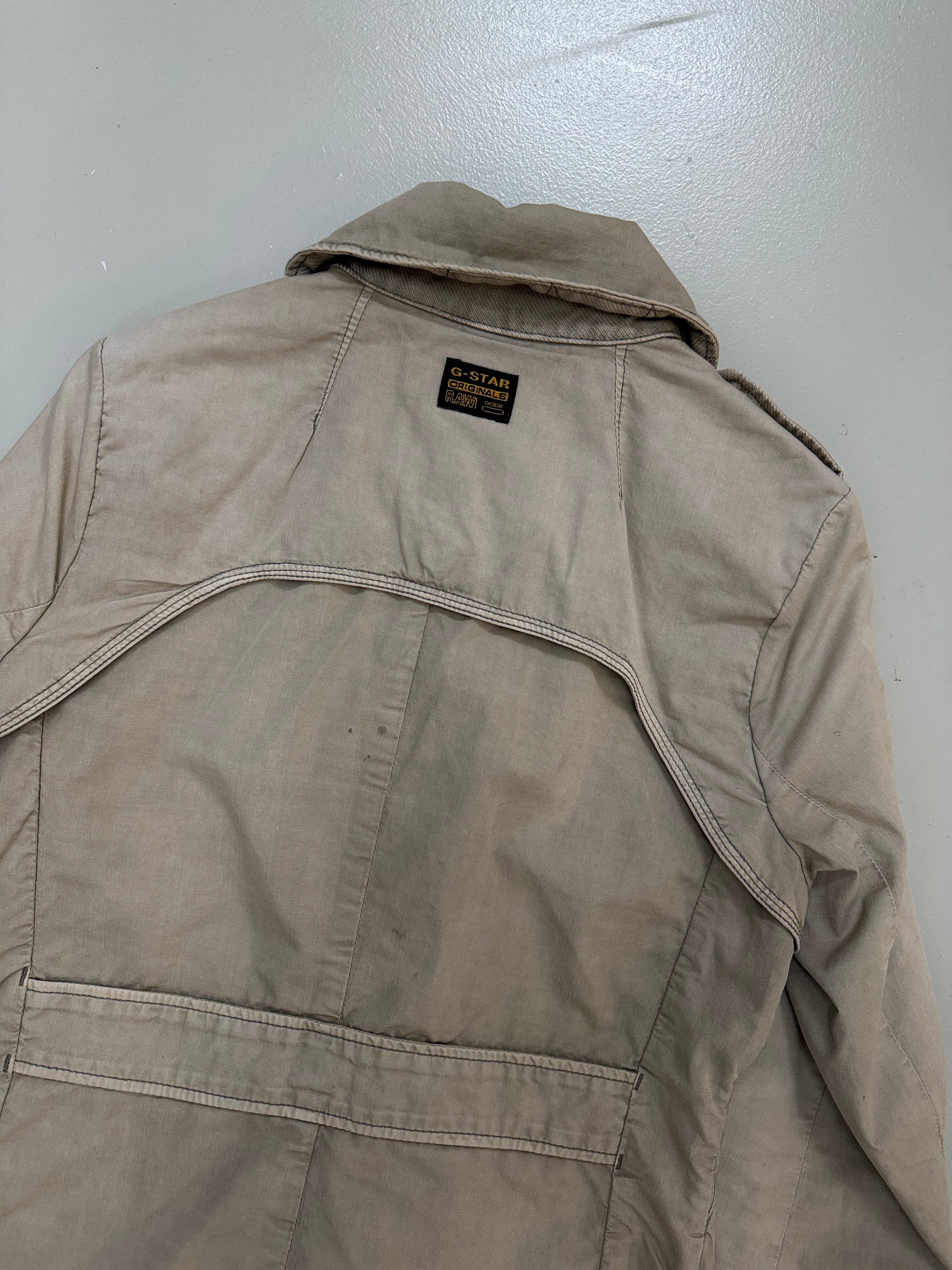 Vintage Beige G-Star Utility Coat für Damen. Y2K Second Hand 2000s Fashion