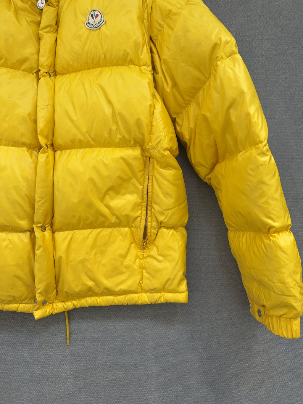 Vintage Moncler Puffer (XL)