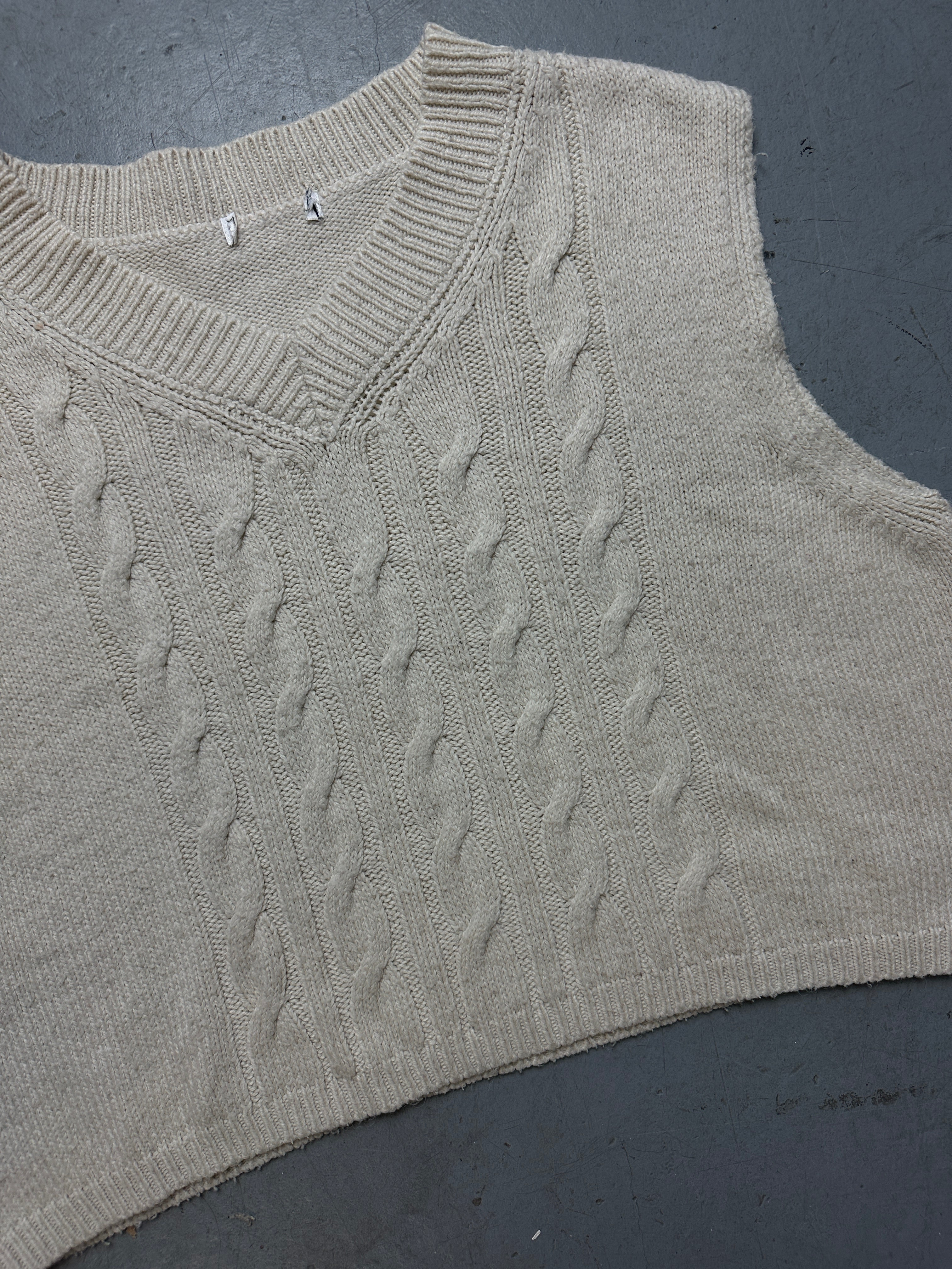 Detailliertes Produktbild von Vintage White Pollunder S/M von vorne