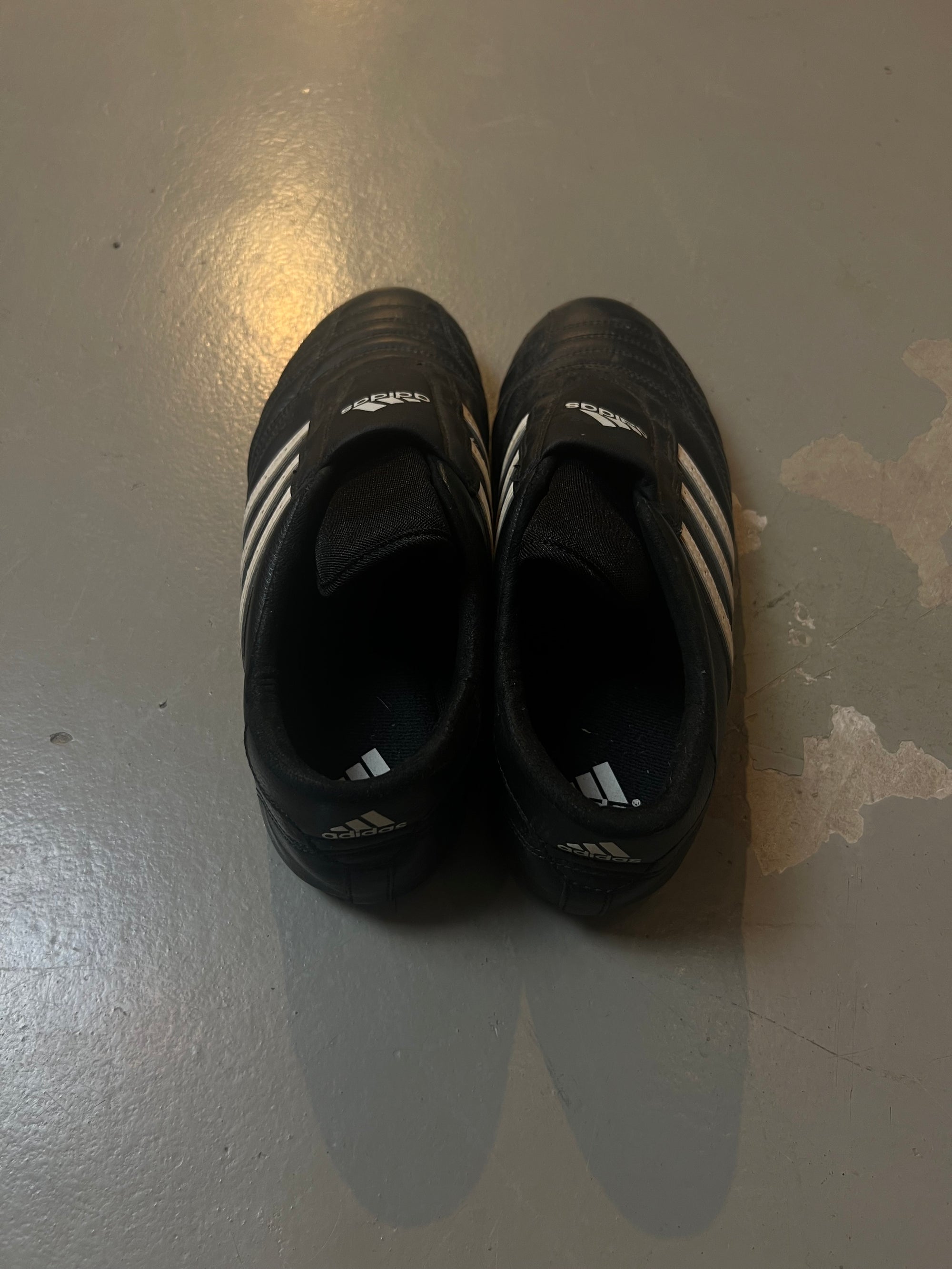 Vintage Black Adidas Teakwondo Sneaker 43 1/2