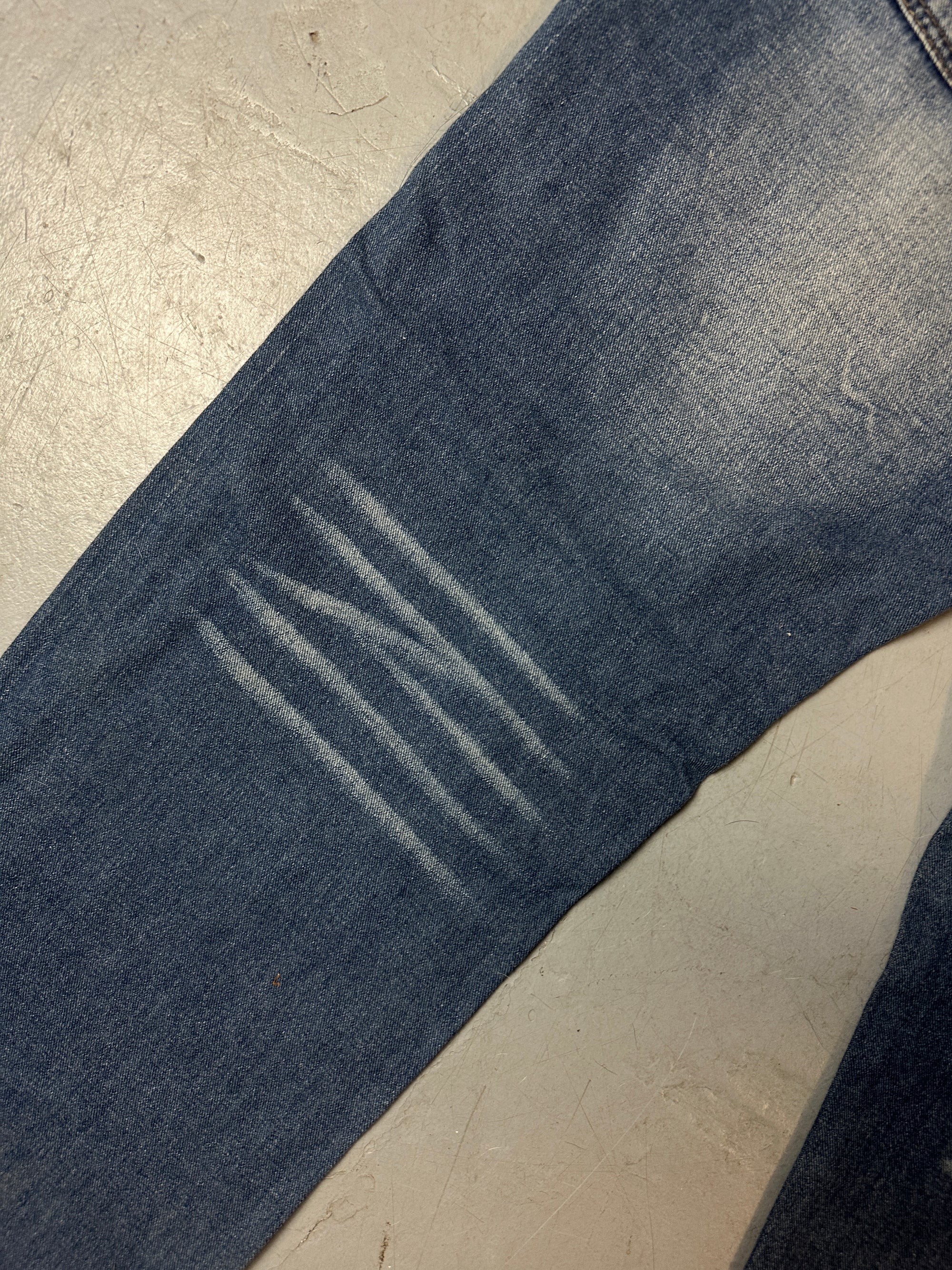 Detailbild von Vintage Ed Hardy Printed Tiger Denim von hinten