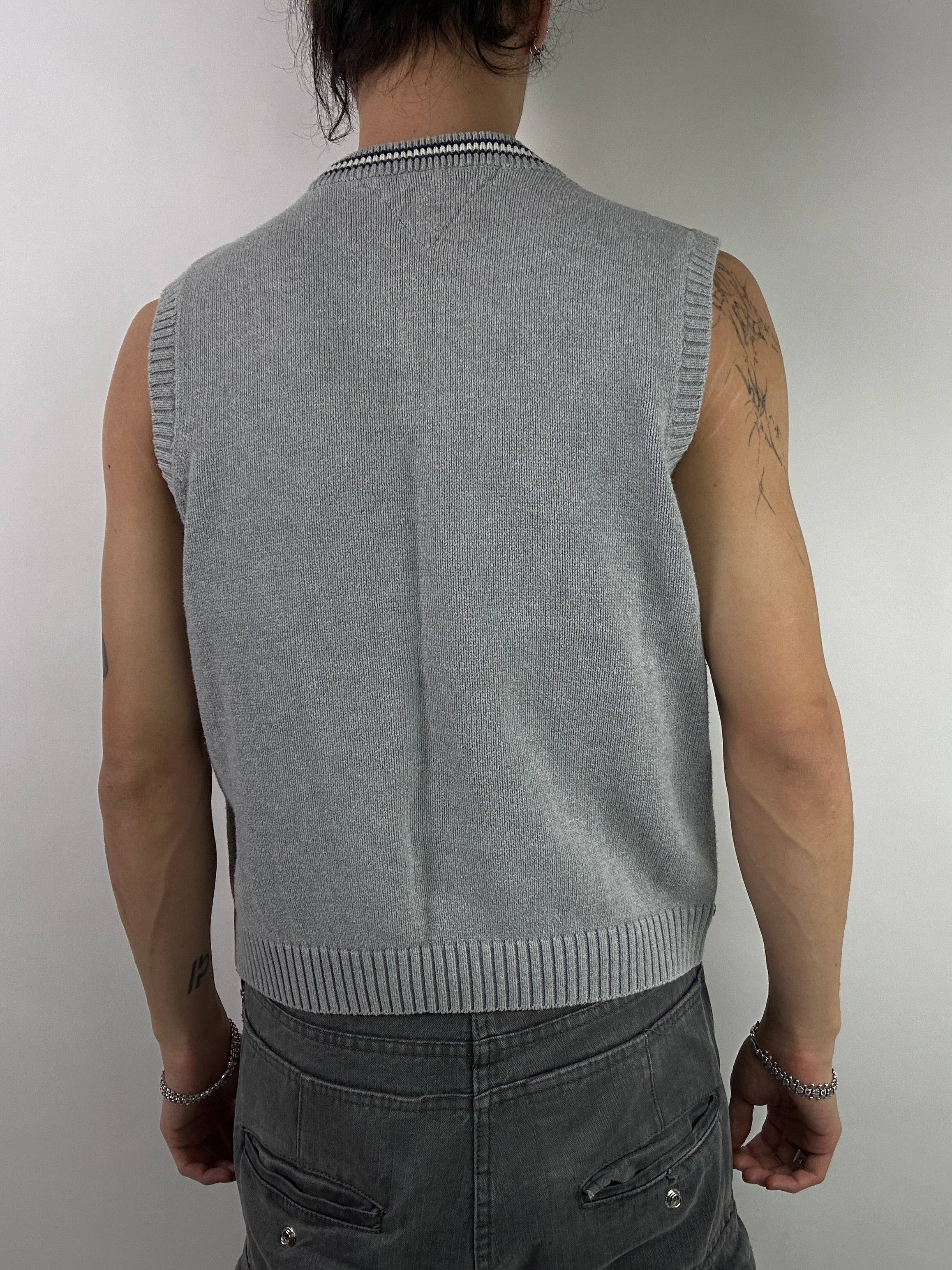 Vintage Tommy Hilfiger Grey Sweater Vest M