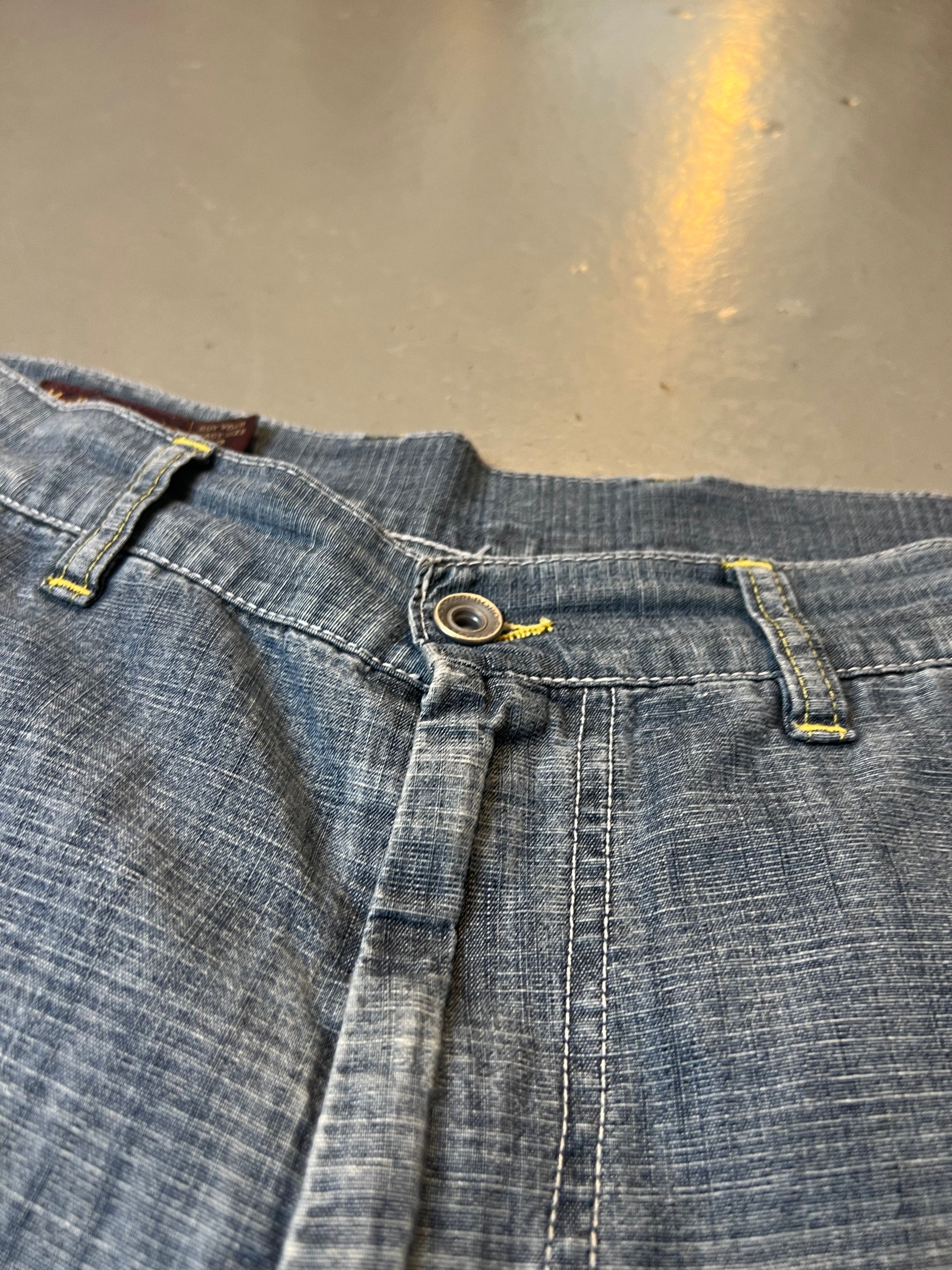 Vintage Light Washed Marlboro Jorts M/L