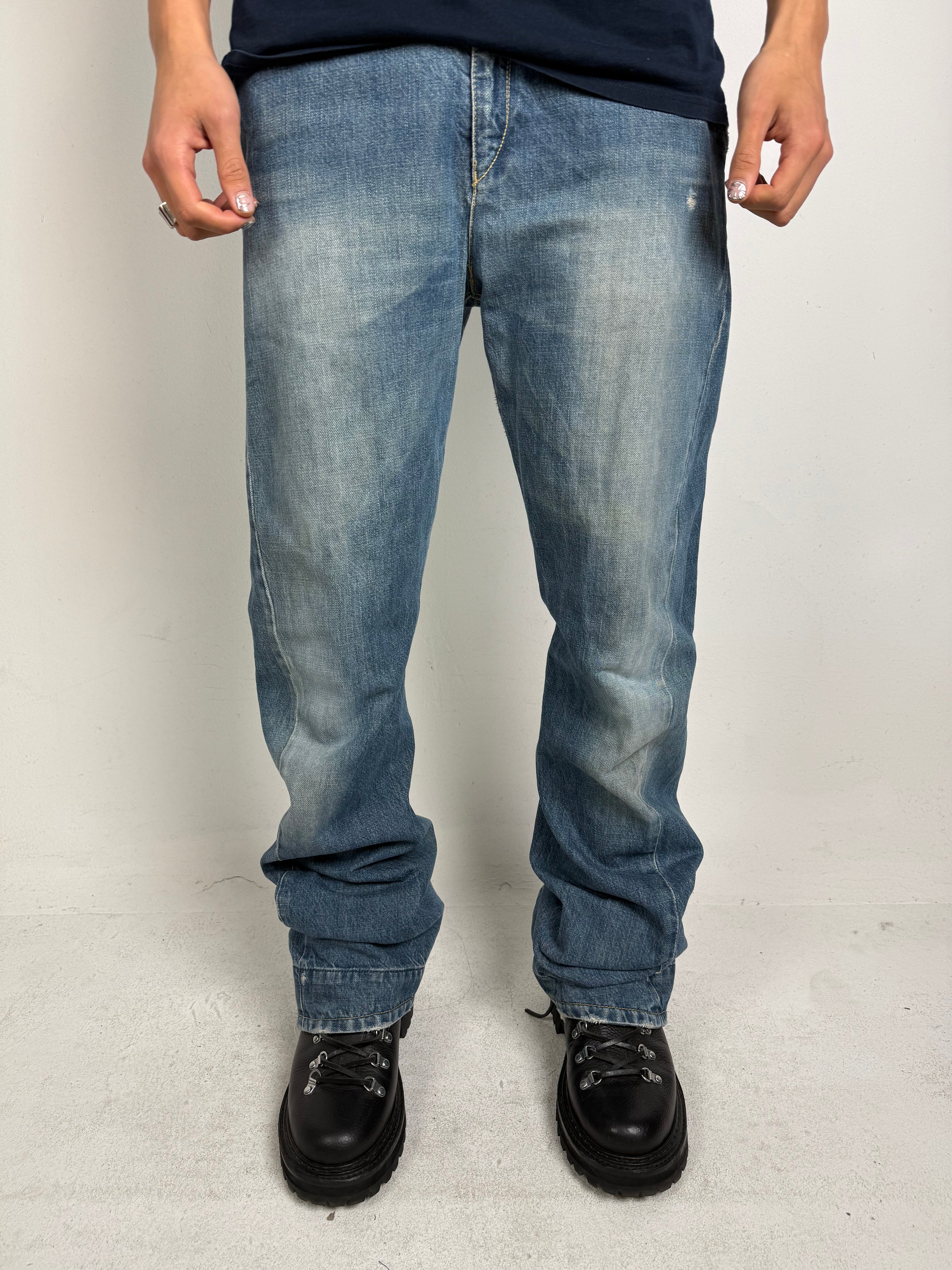 Vintage Levis Engineered Long Baggy Jeans M