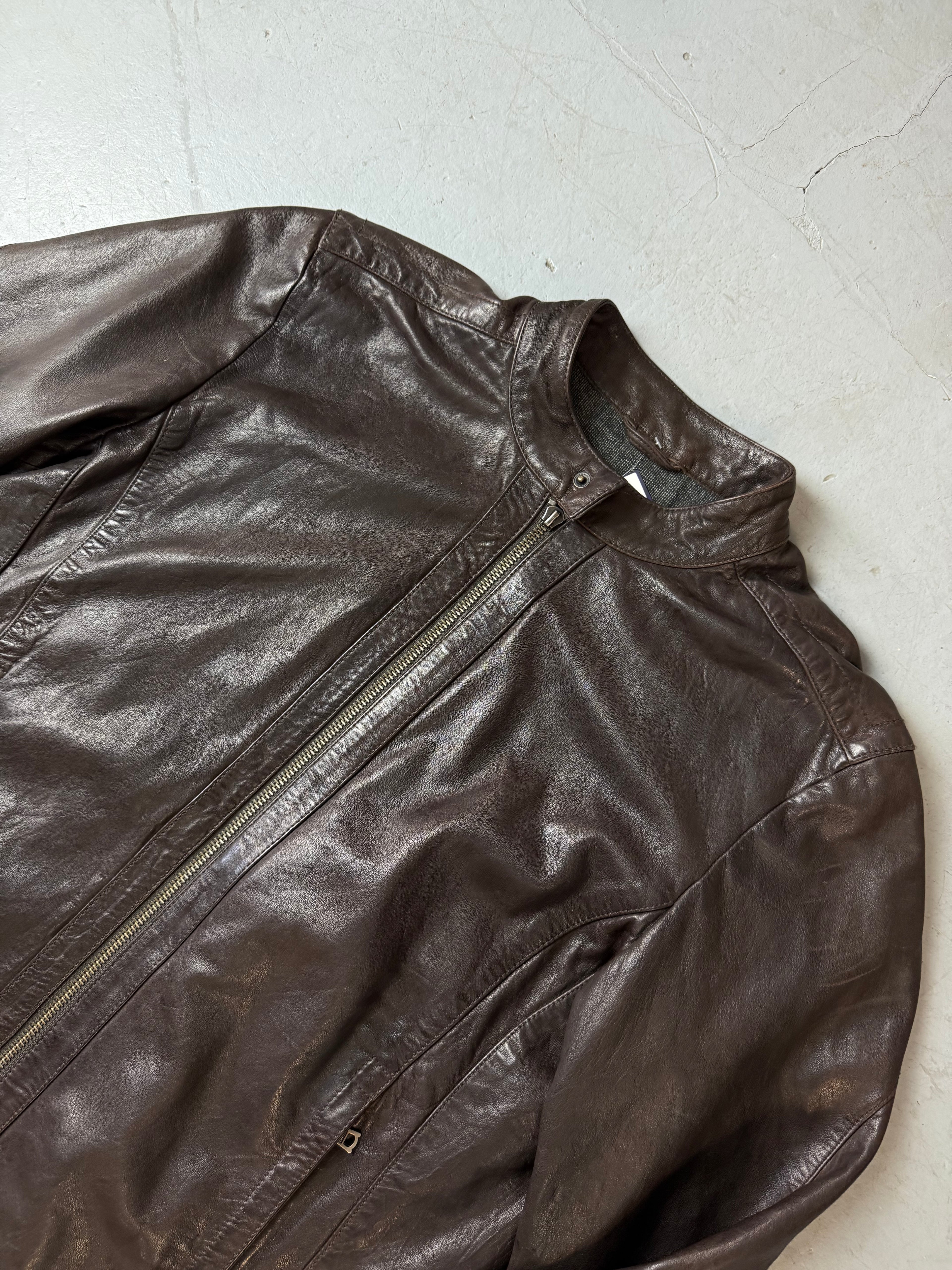 Vintage Gas Brown Leather Jacket für Herren. Y2K 2000s Fashion.