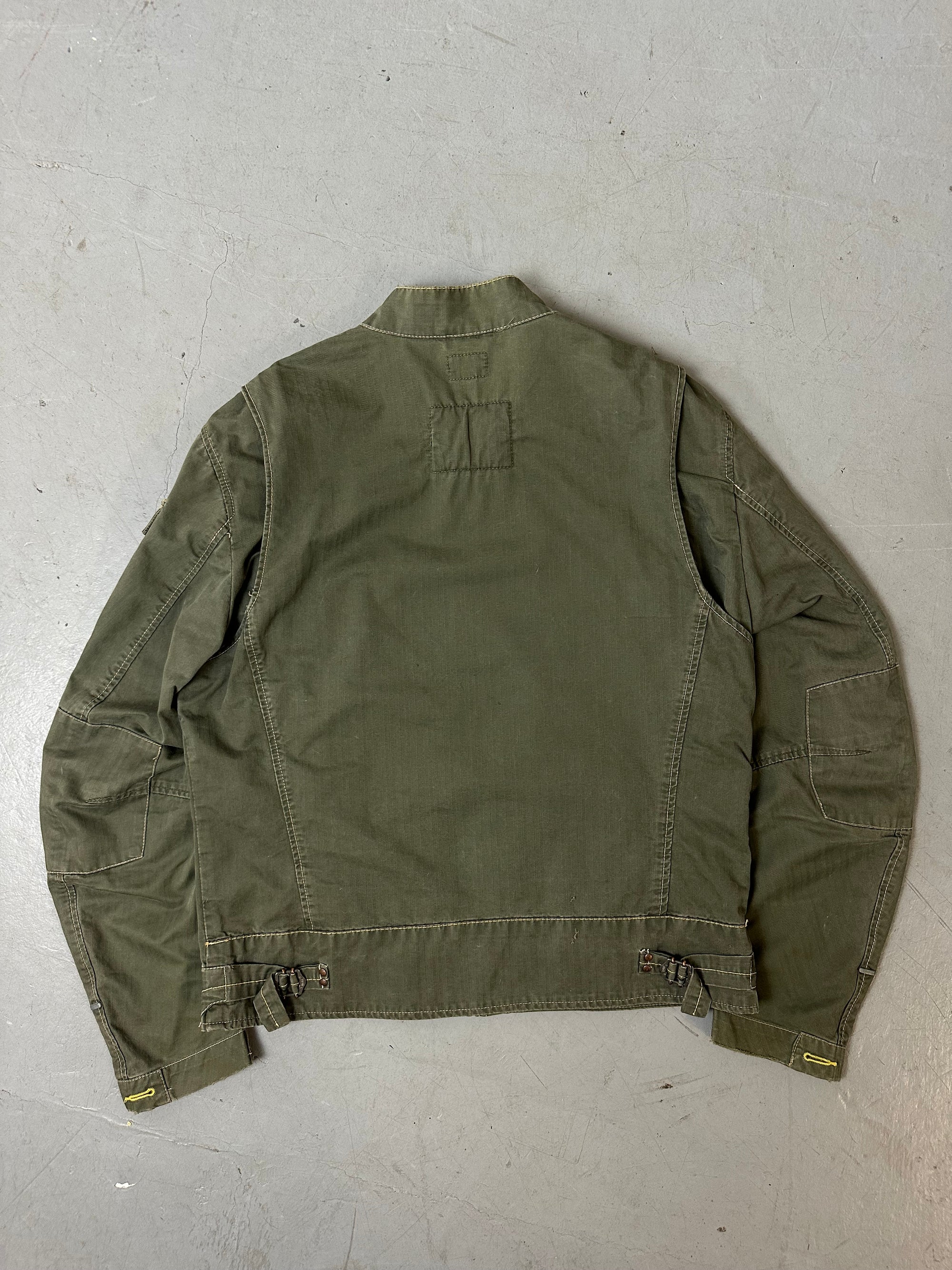 Eine dunkelgrüne Übergangsjacke von g-Star 
