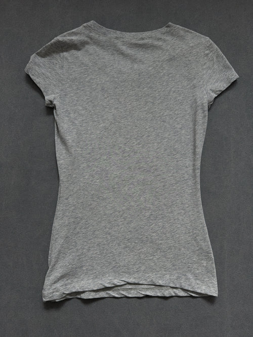 Vintage Love Moschino T-Shirt für Damen. Y2K Second Hand 2000s Fashion 