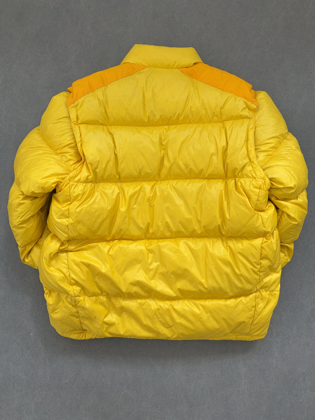 Vintage Moncler Puffer (XL)