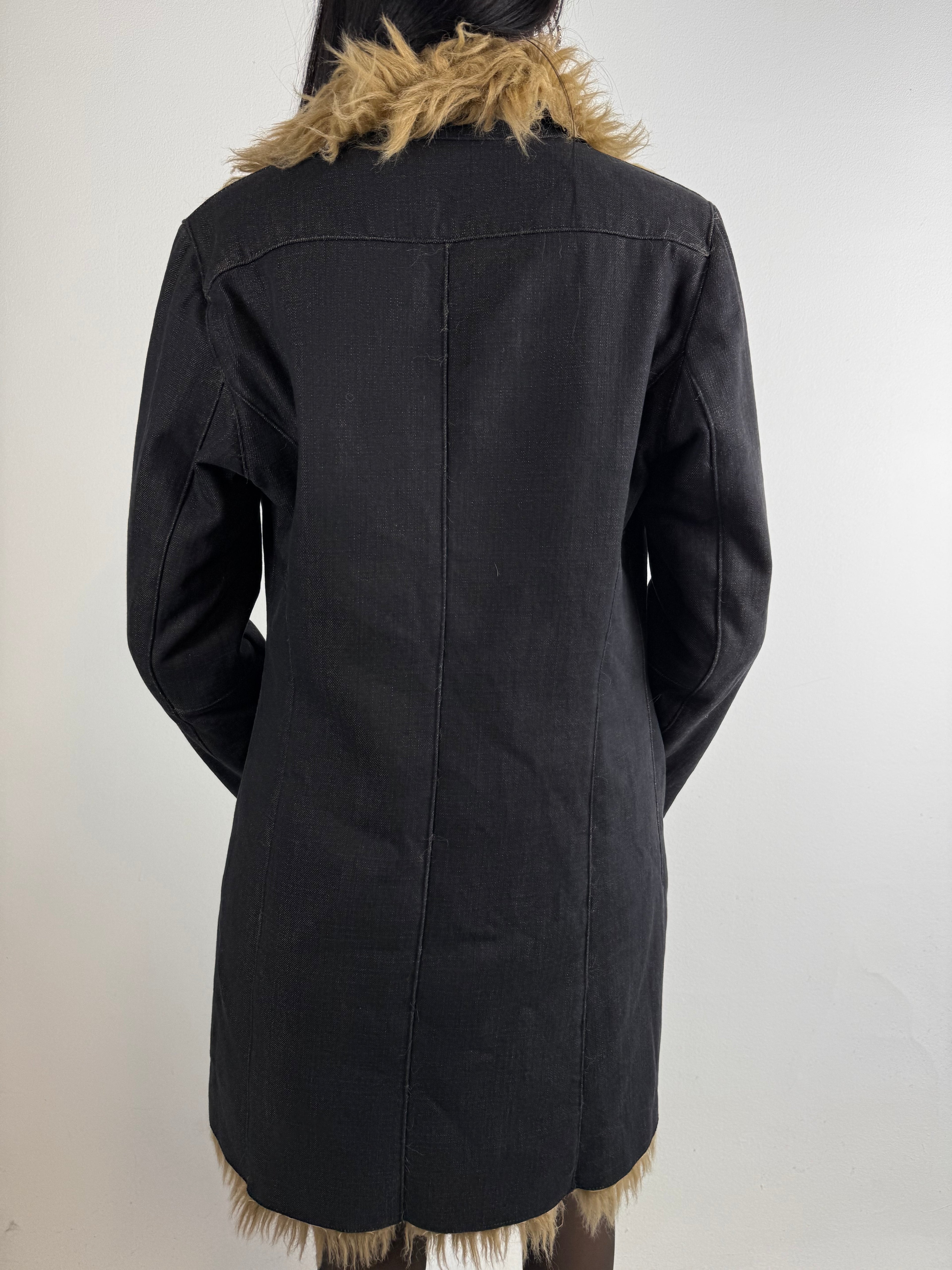 Tragebild von hinten